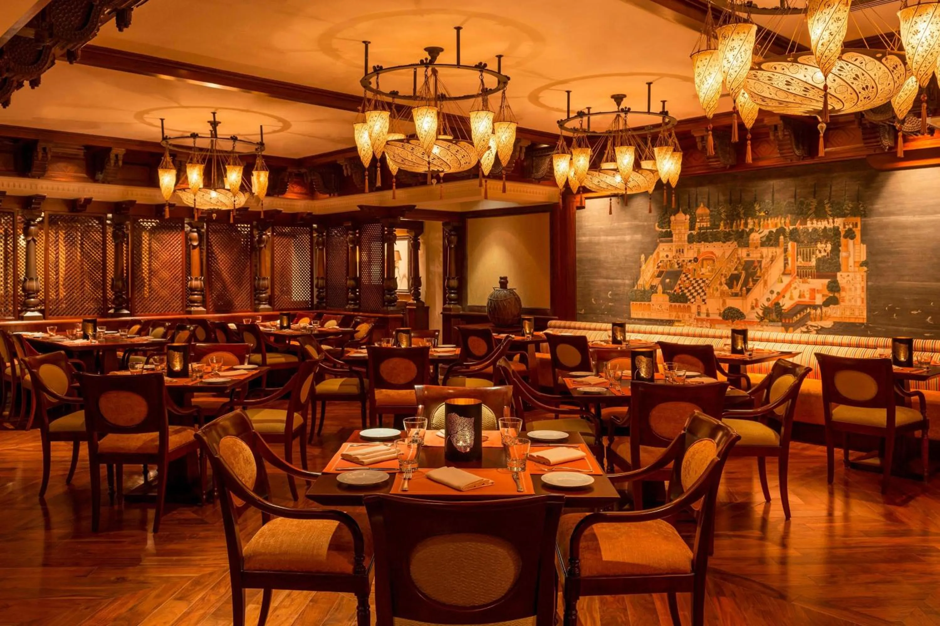 Restaurant/places to eat in Sheraton Dubai Creek Hotel & Towers