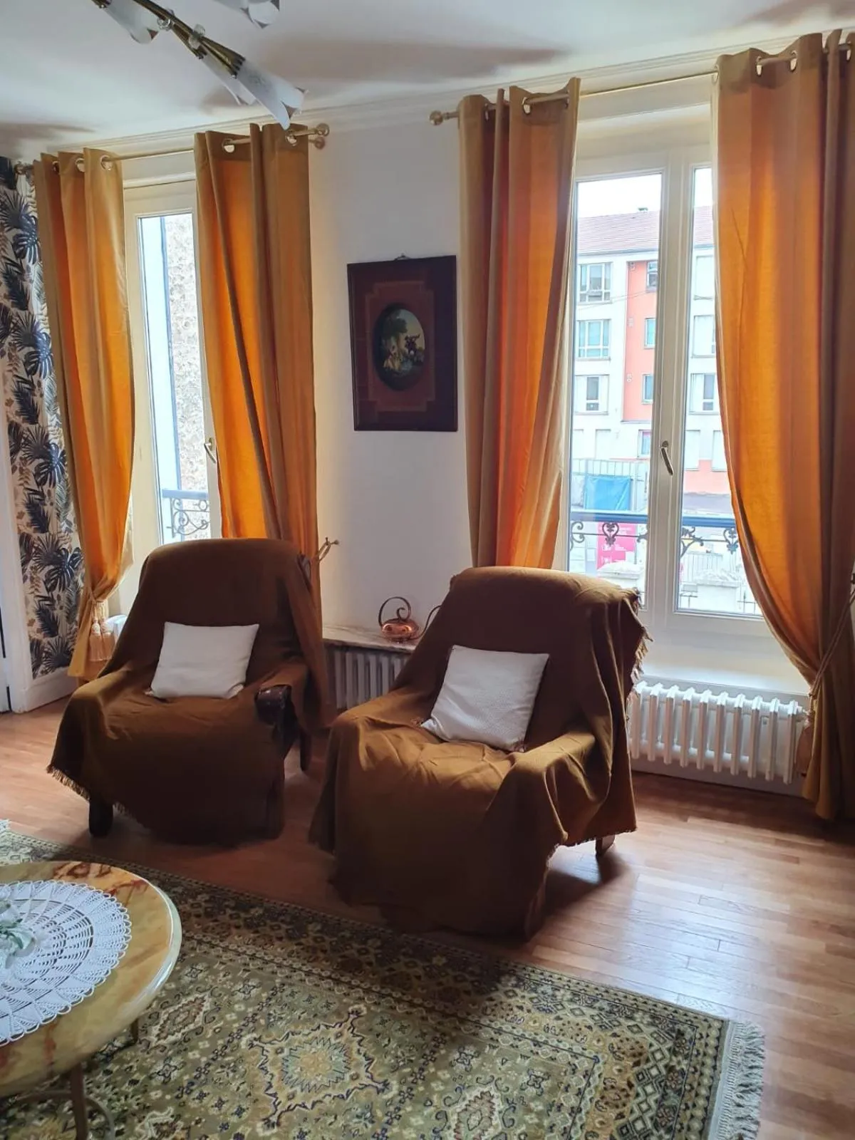 Living room in Côté Marne