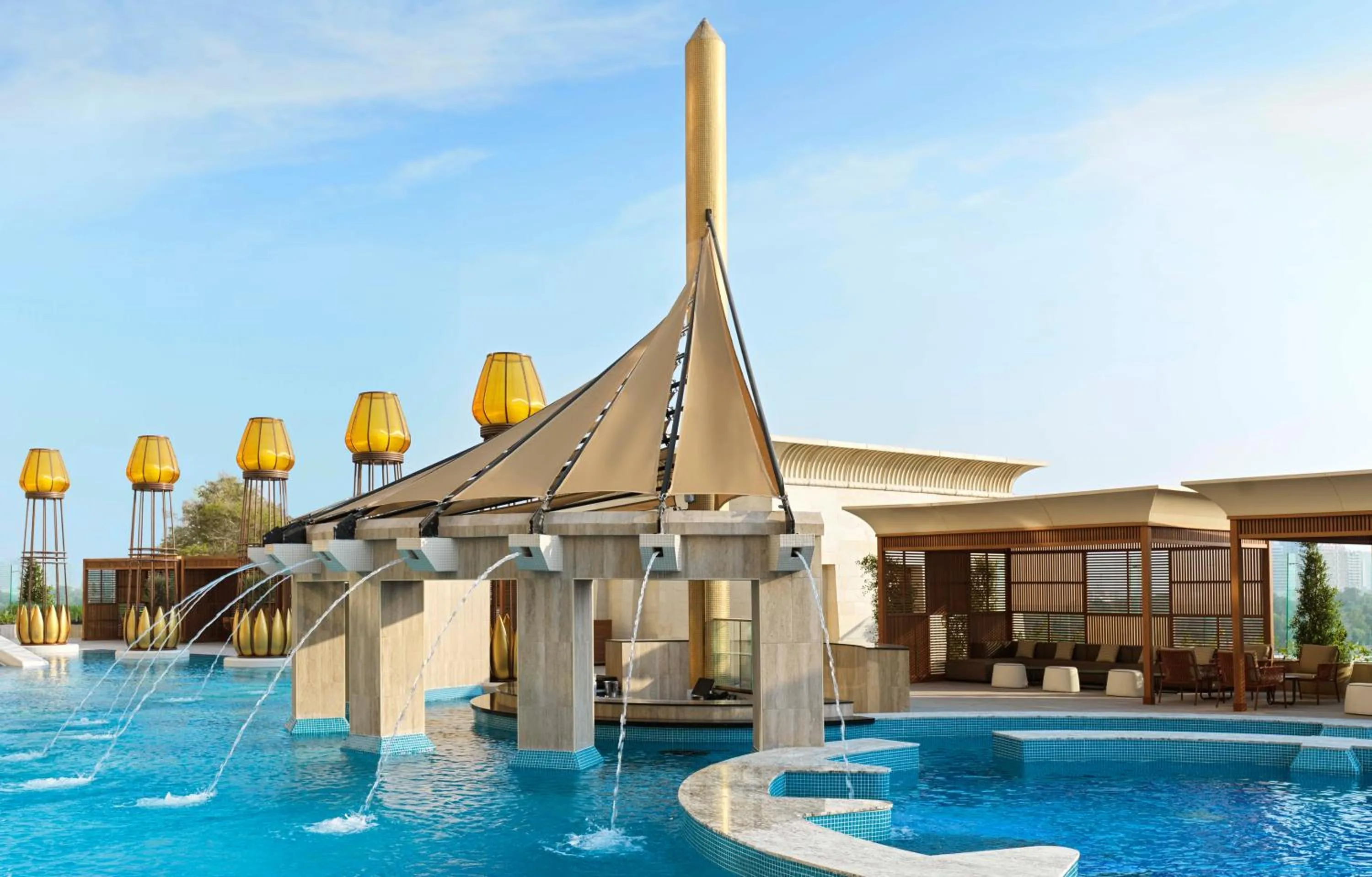 Swimming pool in Raffles Dubai
