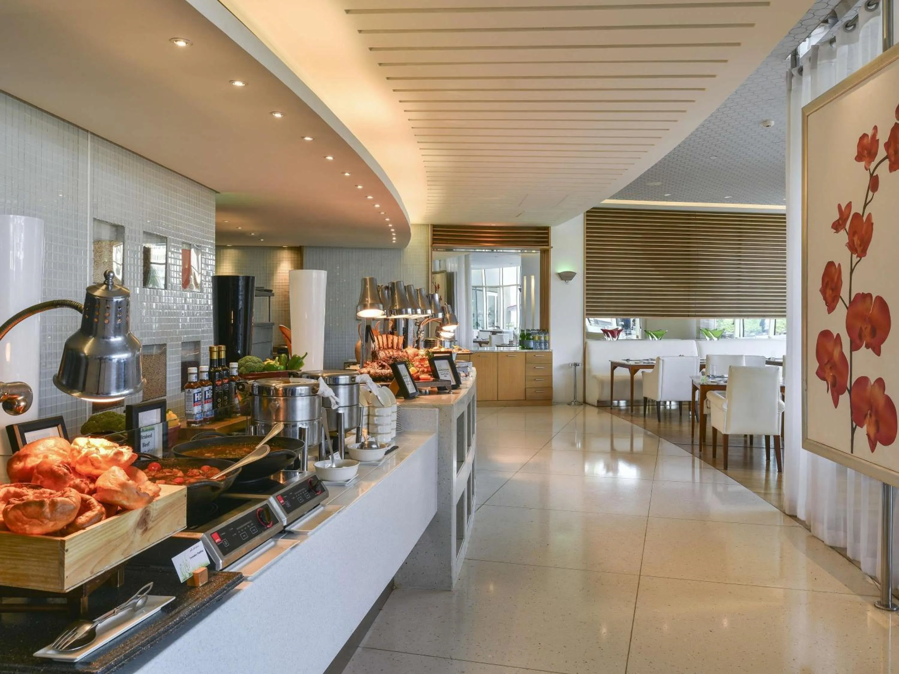 Restaurant/places to eat in Raffles Dubai