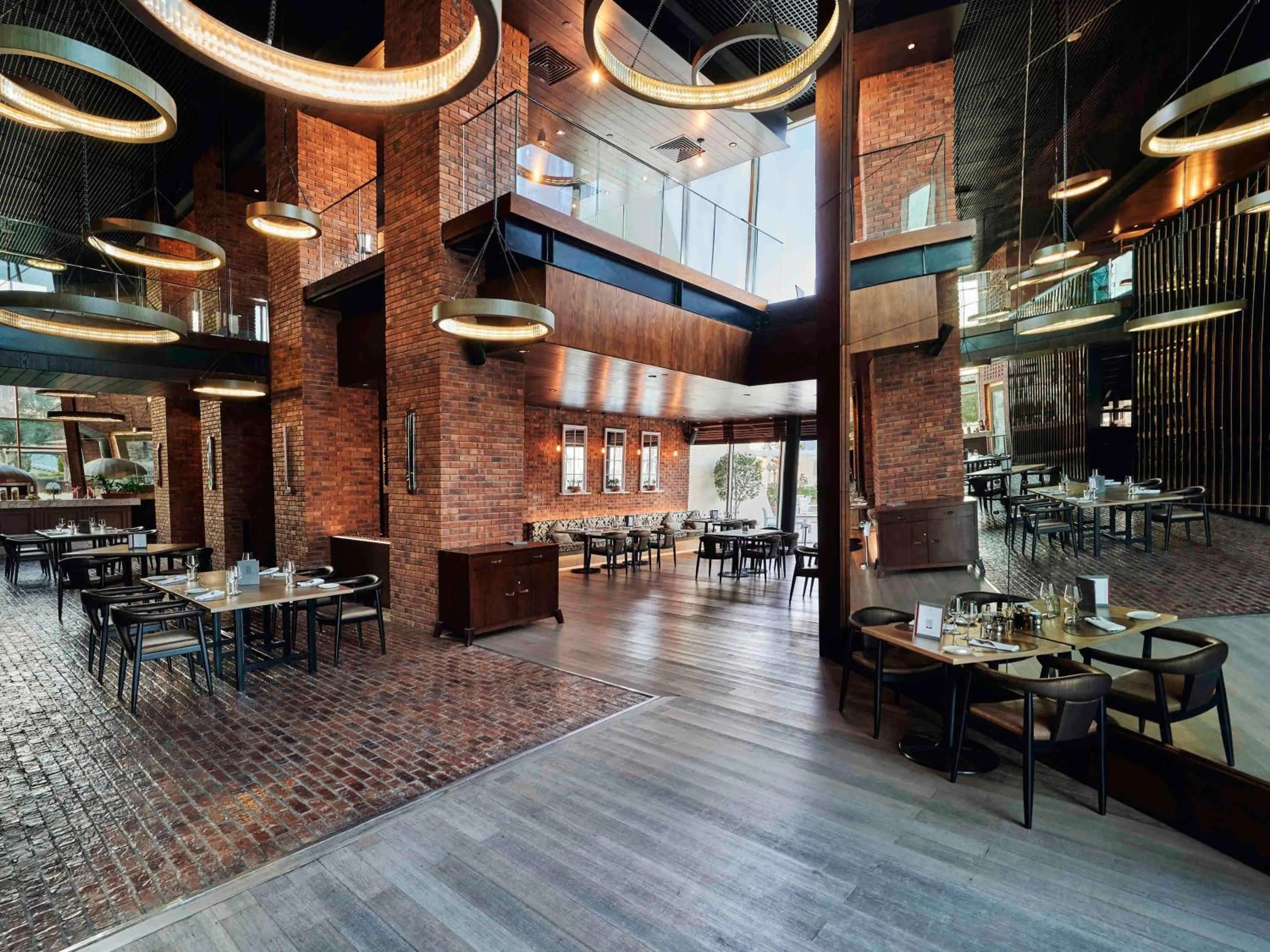 Restaurant/places to eat in Raffles Dubai