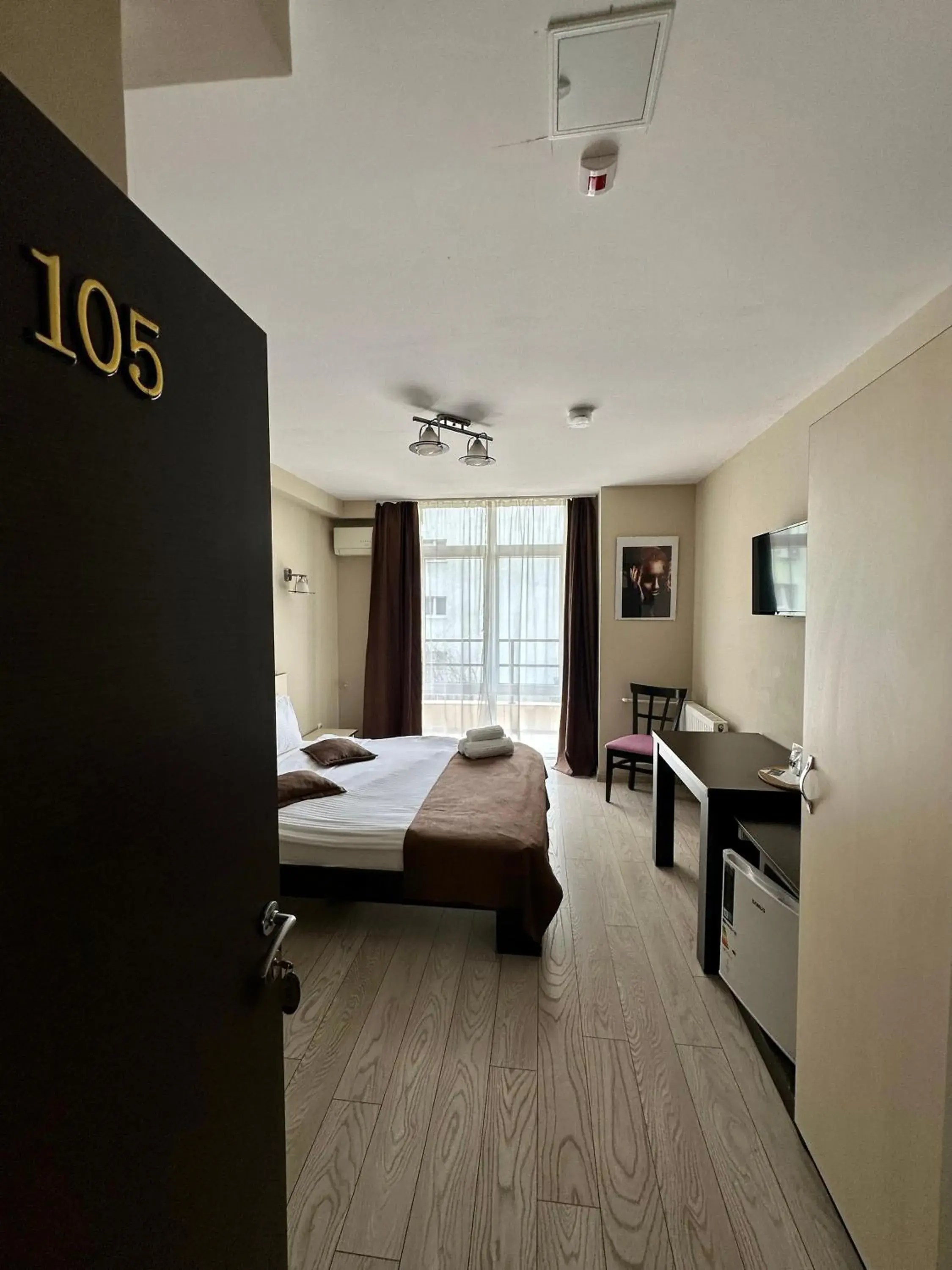 Double Room - single occupancy in Lion's Hotel Double Room - single occupancy in Lion's Hotel