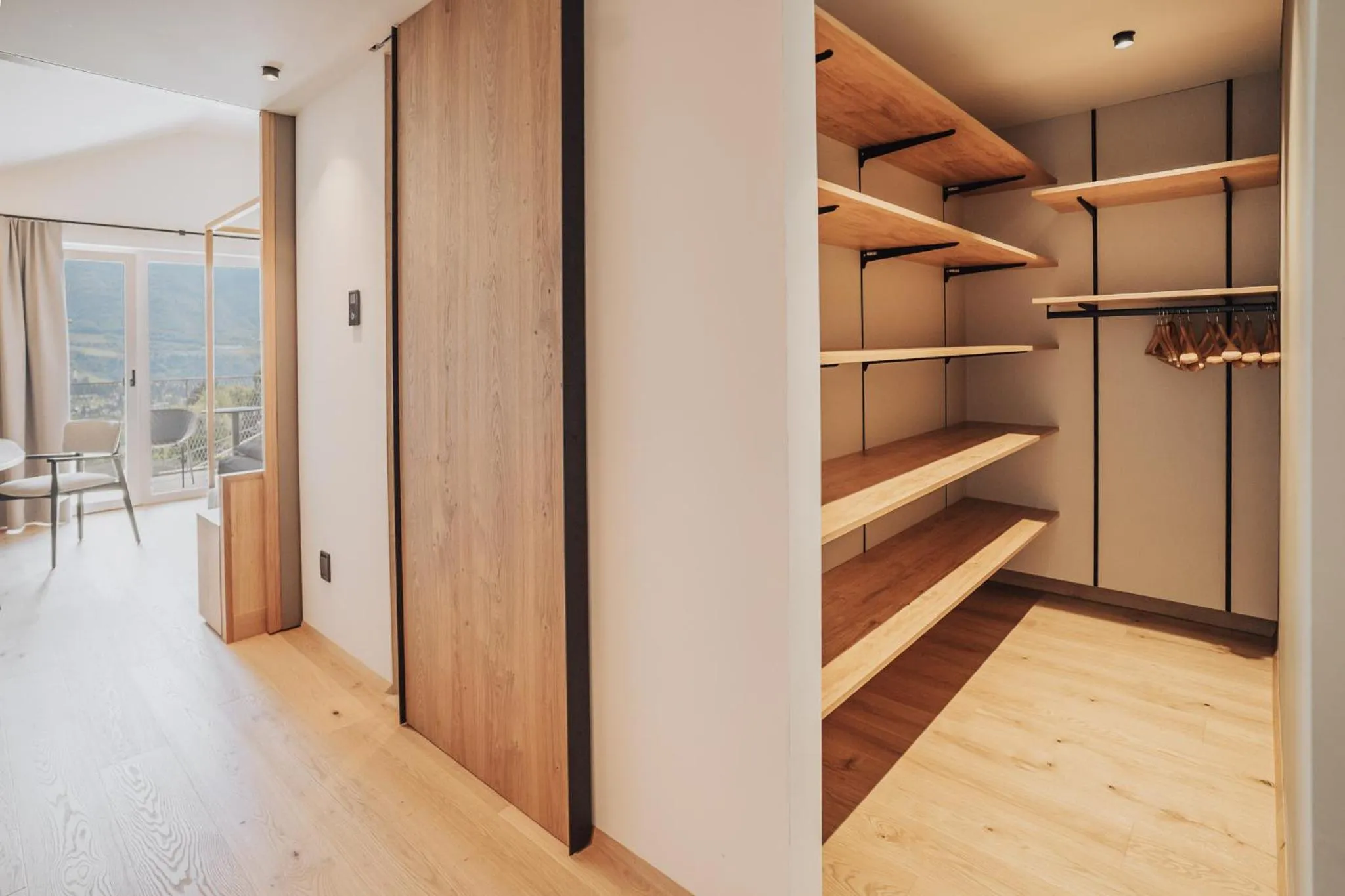 wardrobe in Hotel Lisetta