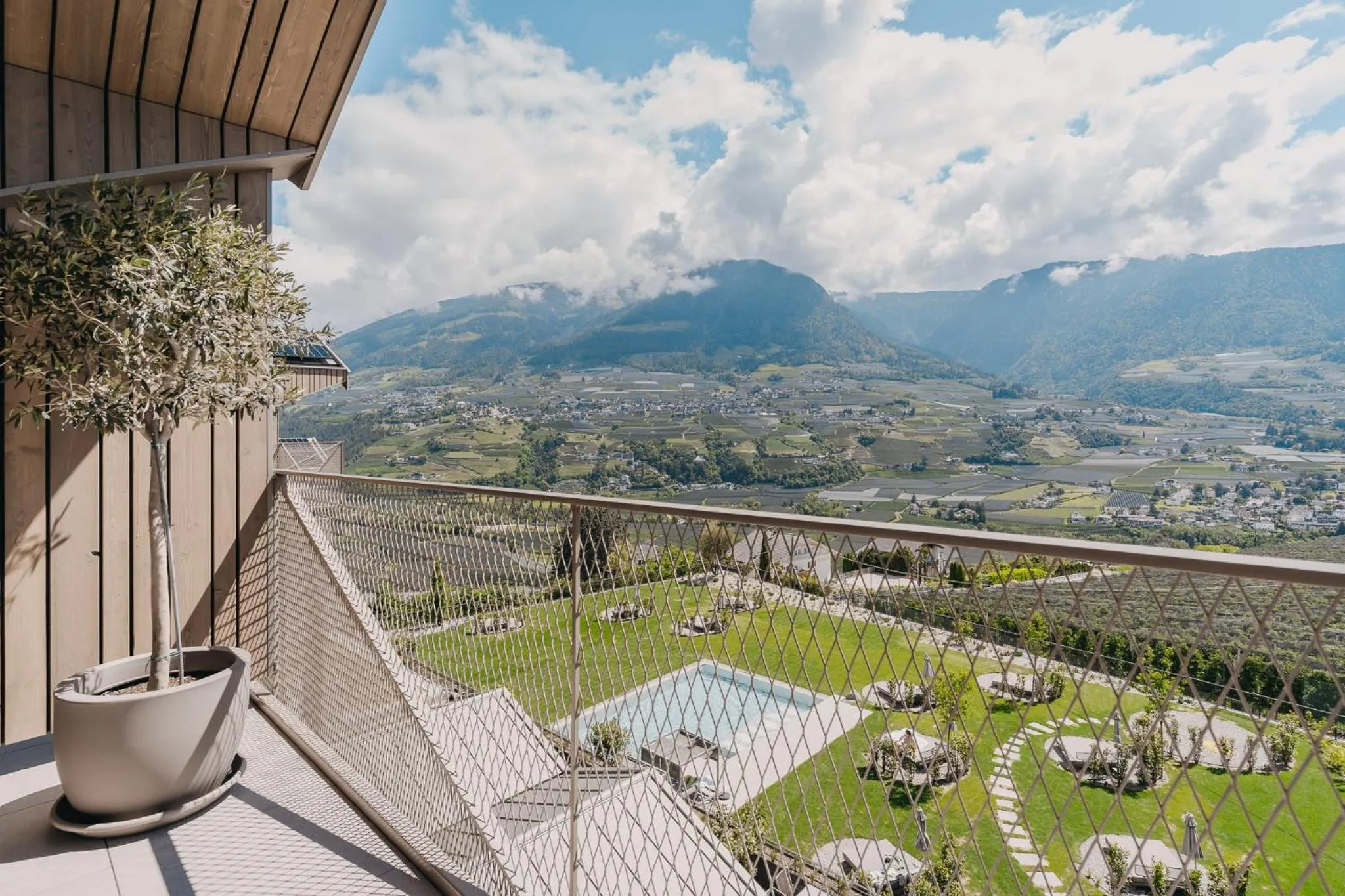 Garden in Hotel Lisetta