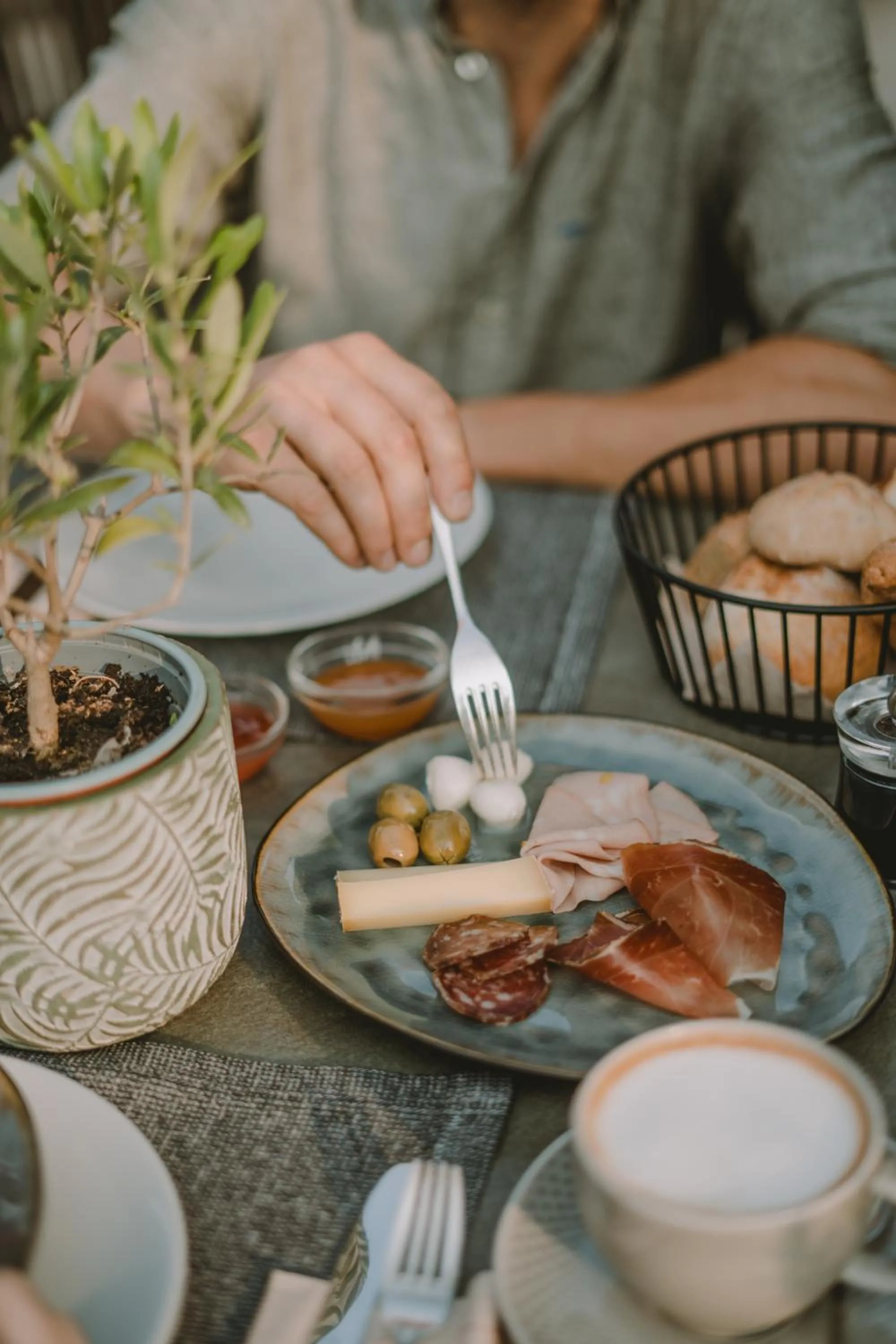 Restaurant/places to eat in Hotel Lisetta