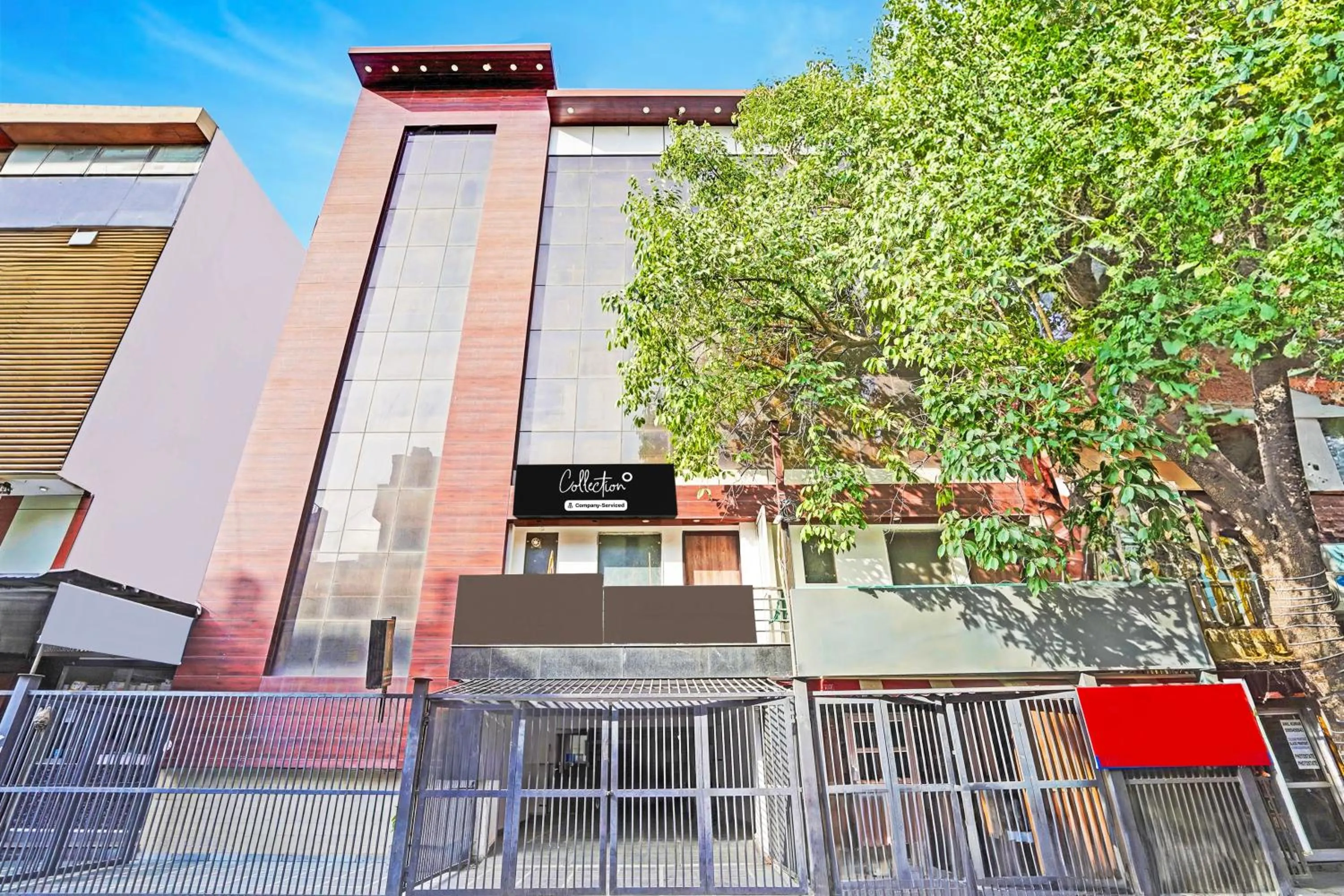 Facade/entrance in Super Collection O Tilak Nagar Near Pacific Mall