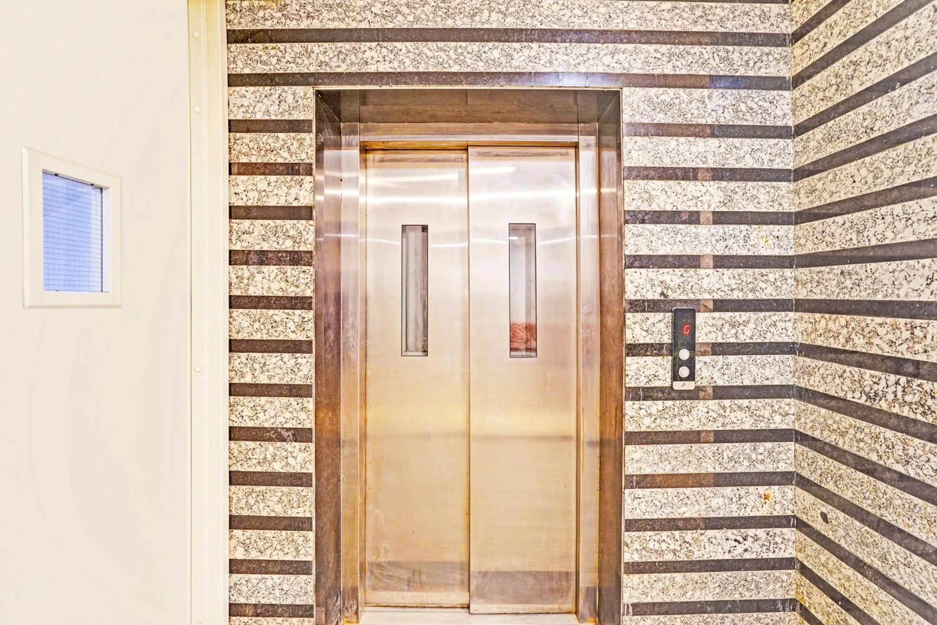 Lobby or reception in Super Collection O Tilak Nagar Near Pacific Mall