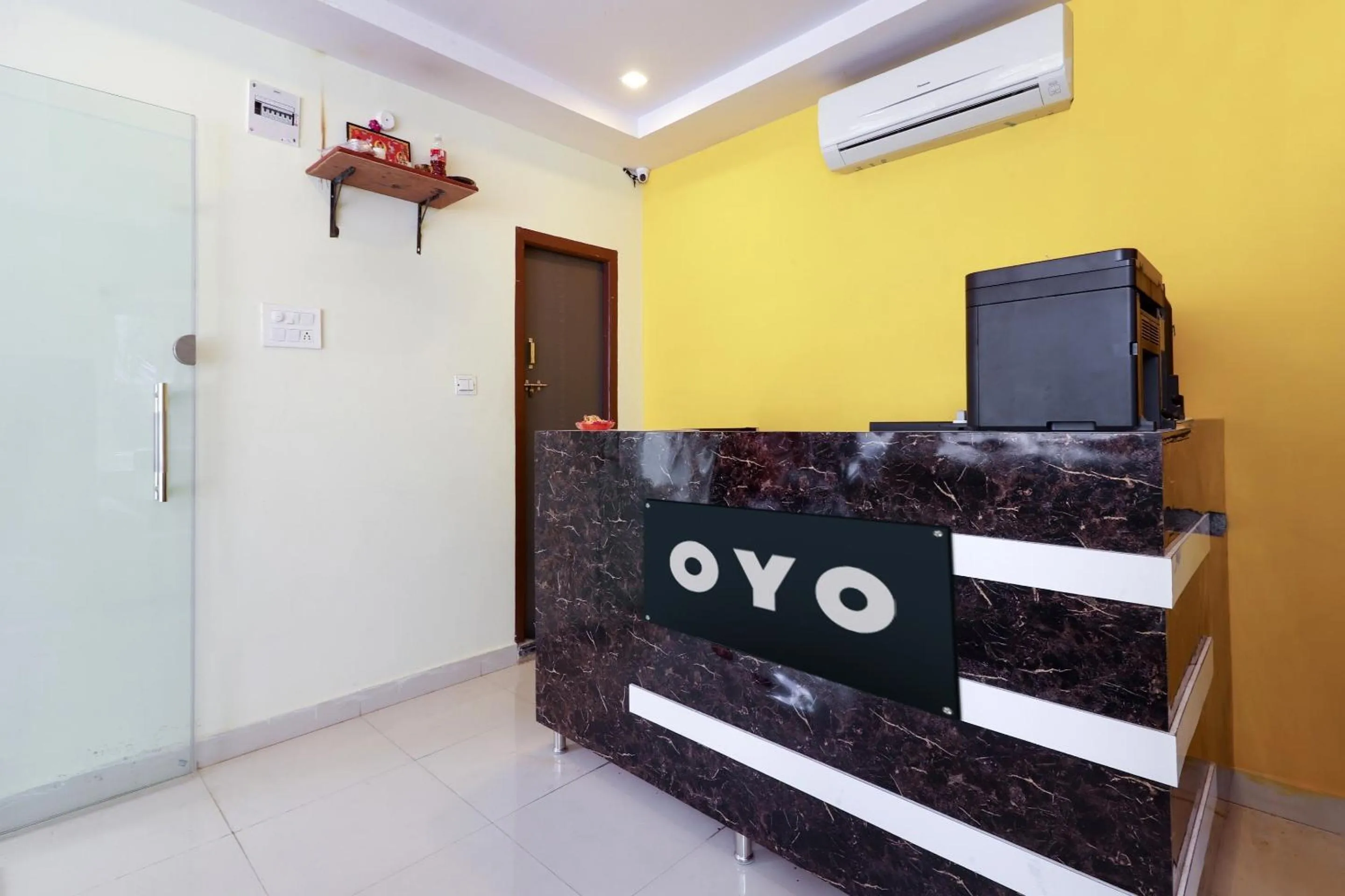 Lobby or reception in Hotel O White Ridge