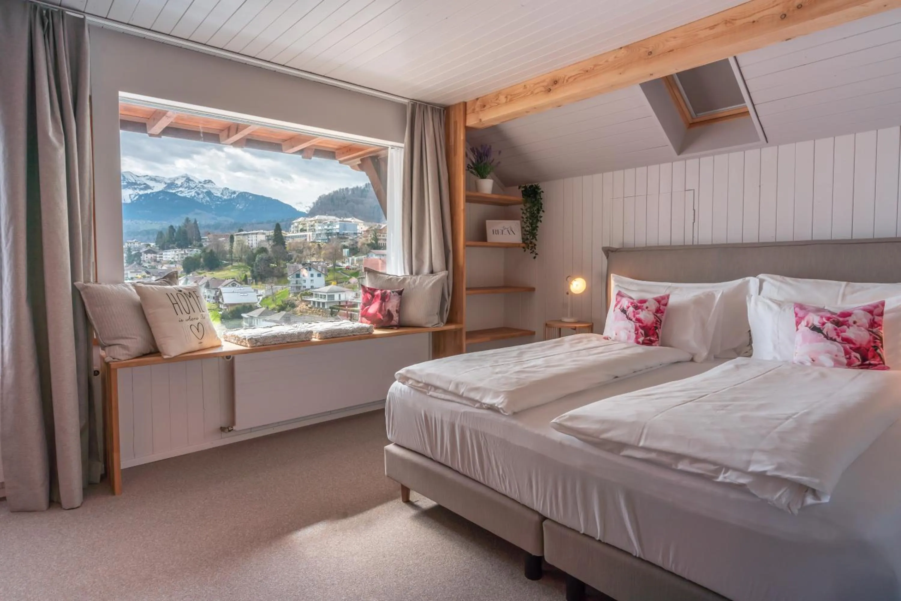 Bedroom, Bed in la belle vue Boutique Hotel & Café