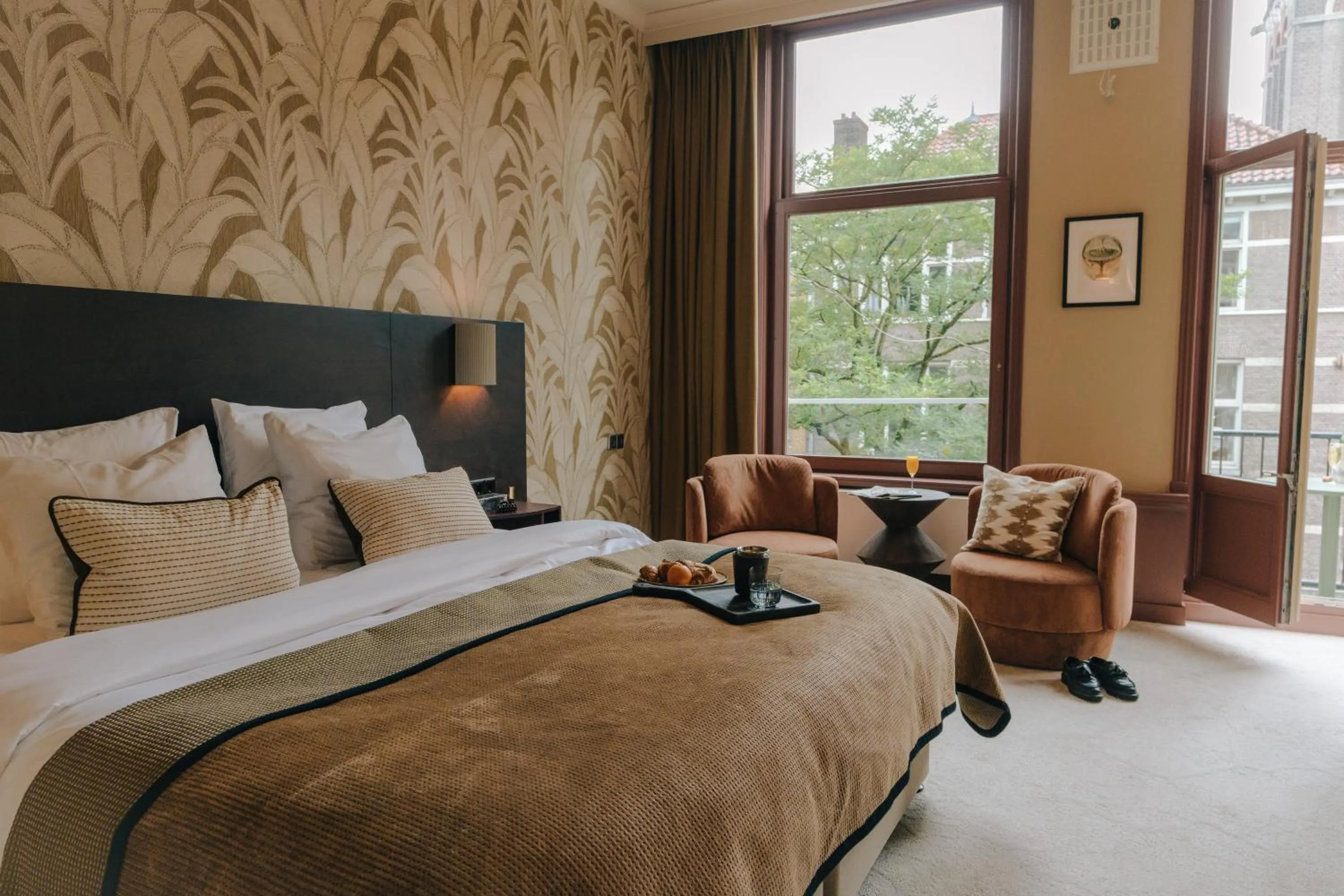 Bedroom, Bed in Hotel Omega