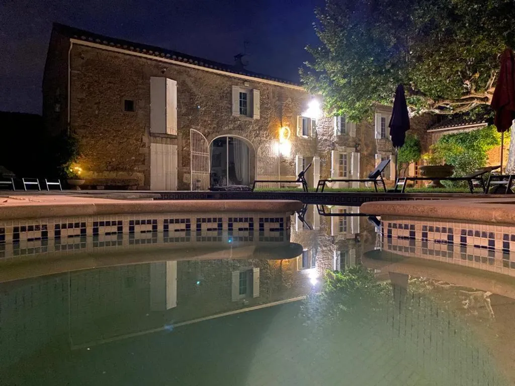 Swimming pool in LE MAS DES FLANERAIES