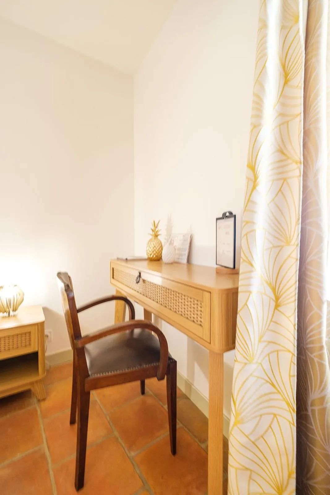 Decorative detail in LE MAS DES FLANERAIES