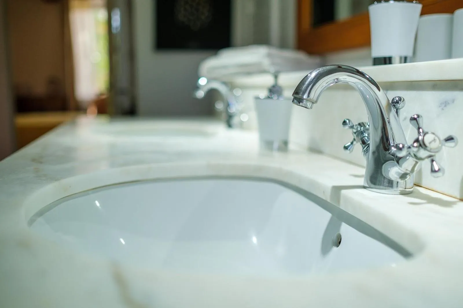 Bathroom in LE MAS DES FLANERAIES