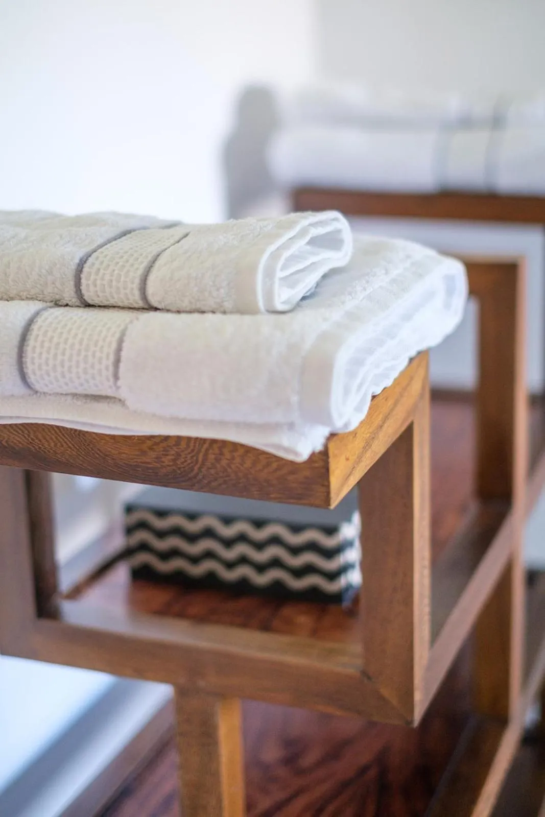 towels, Bed in LE MAS DES FLANERAIES