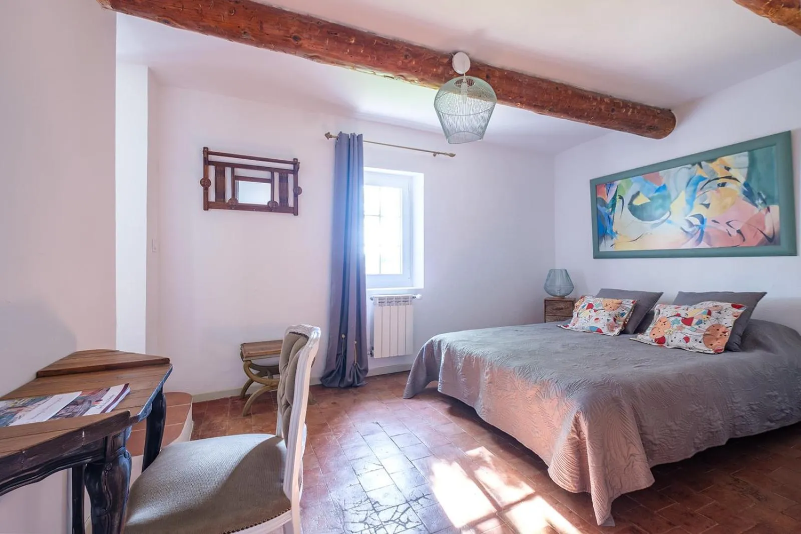 Bed in LE MAS DES FLANERAIES