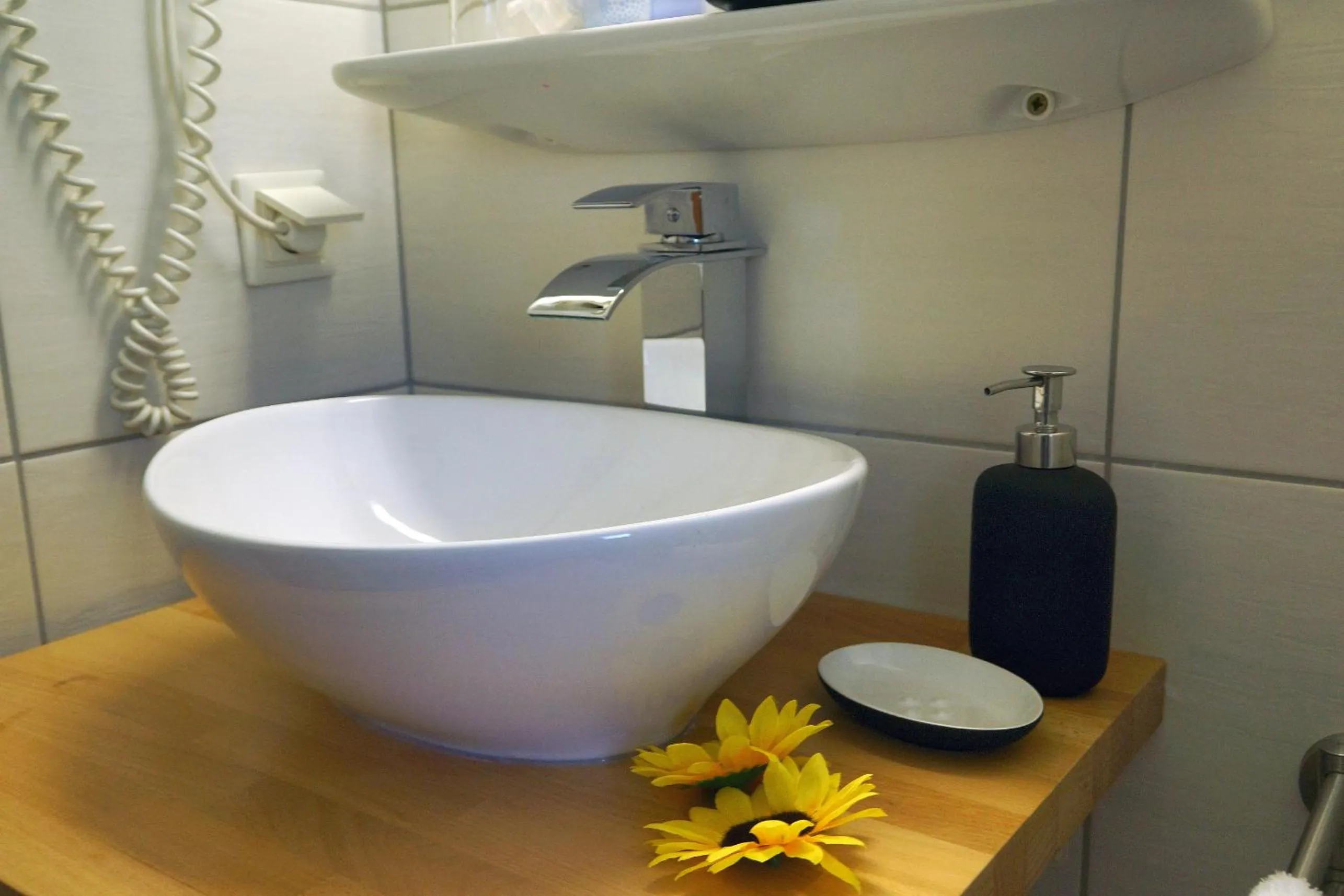 Bathroom in Panoramagasthof DaxLueg