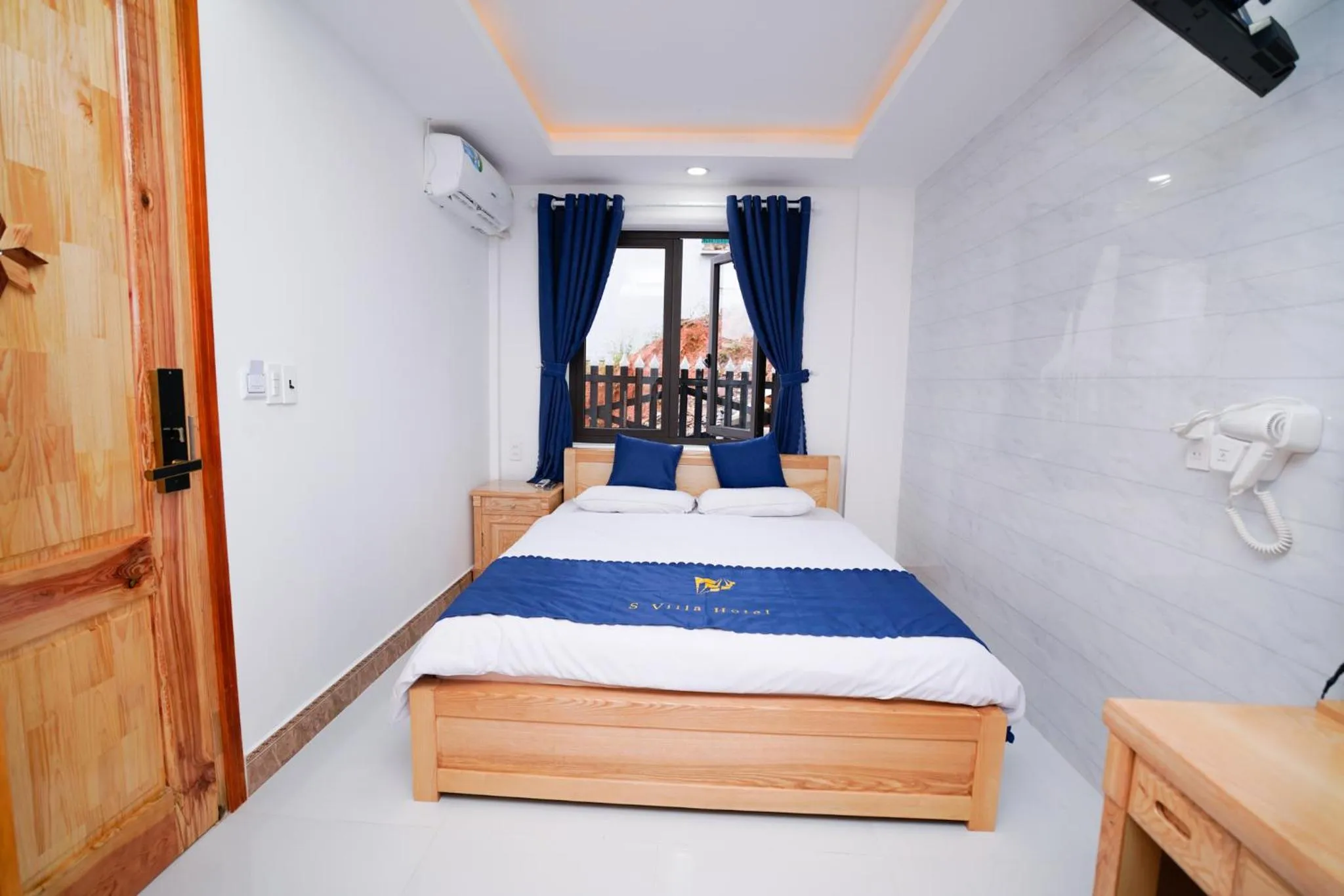 Bed in S Villa Hotel