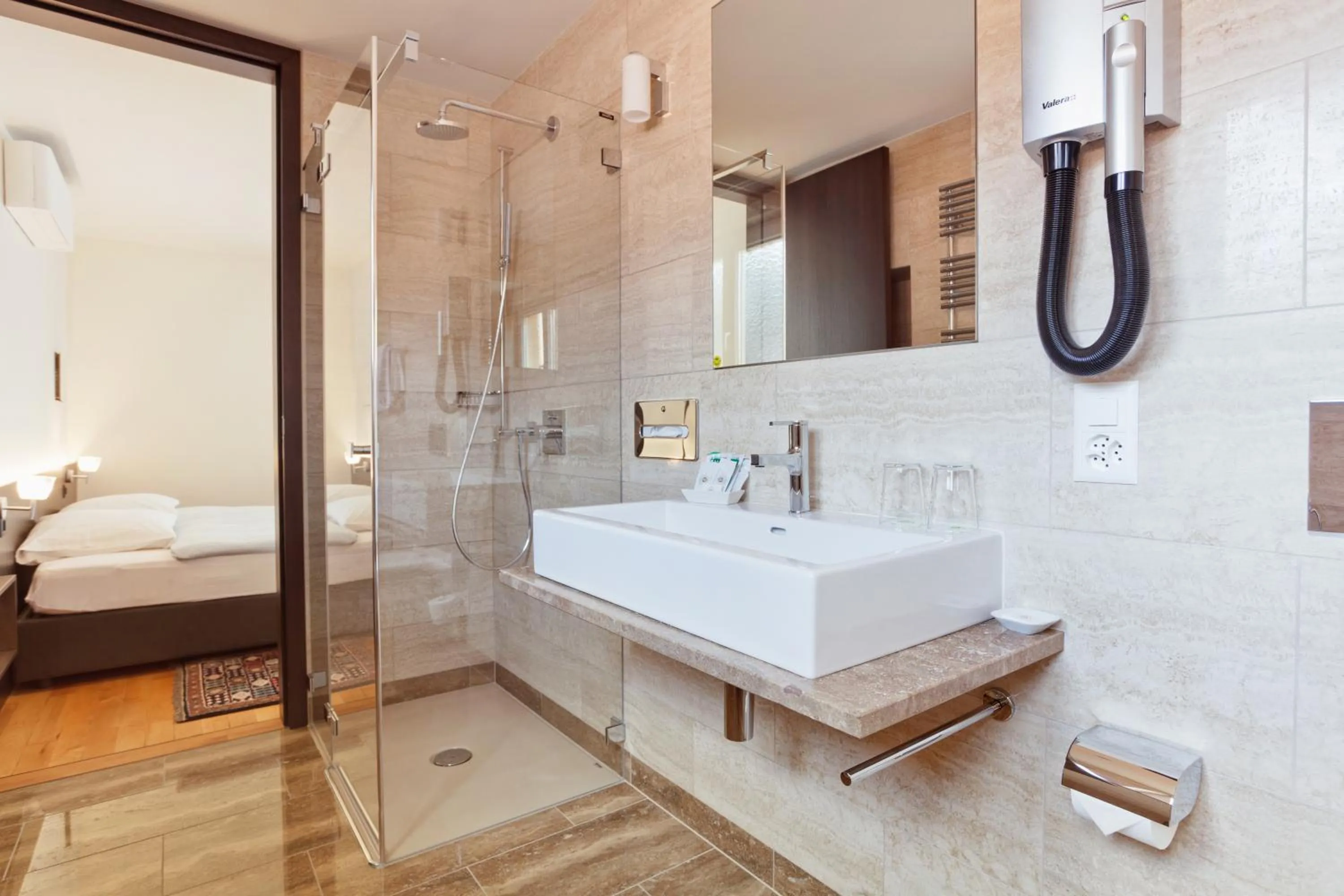 Bathroom in Hotel Walter Au Lac