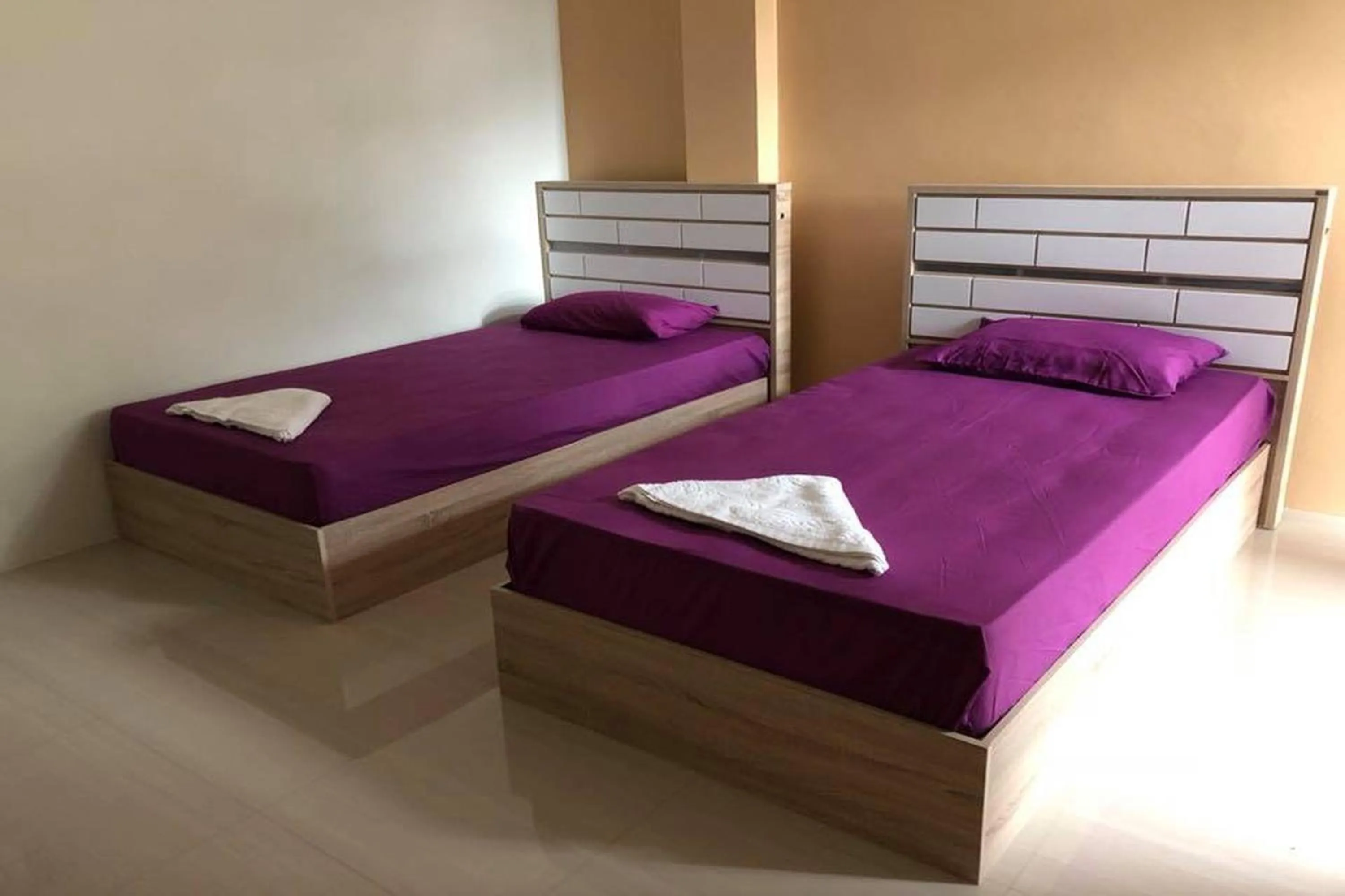 Bed in The Hope Apartment