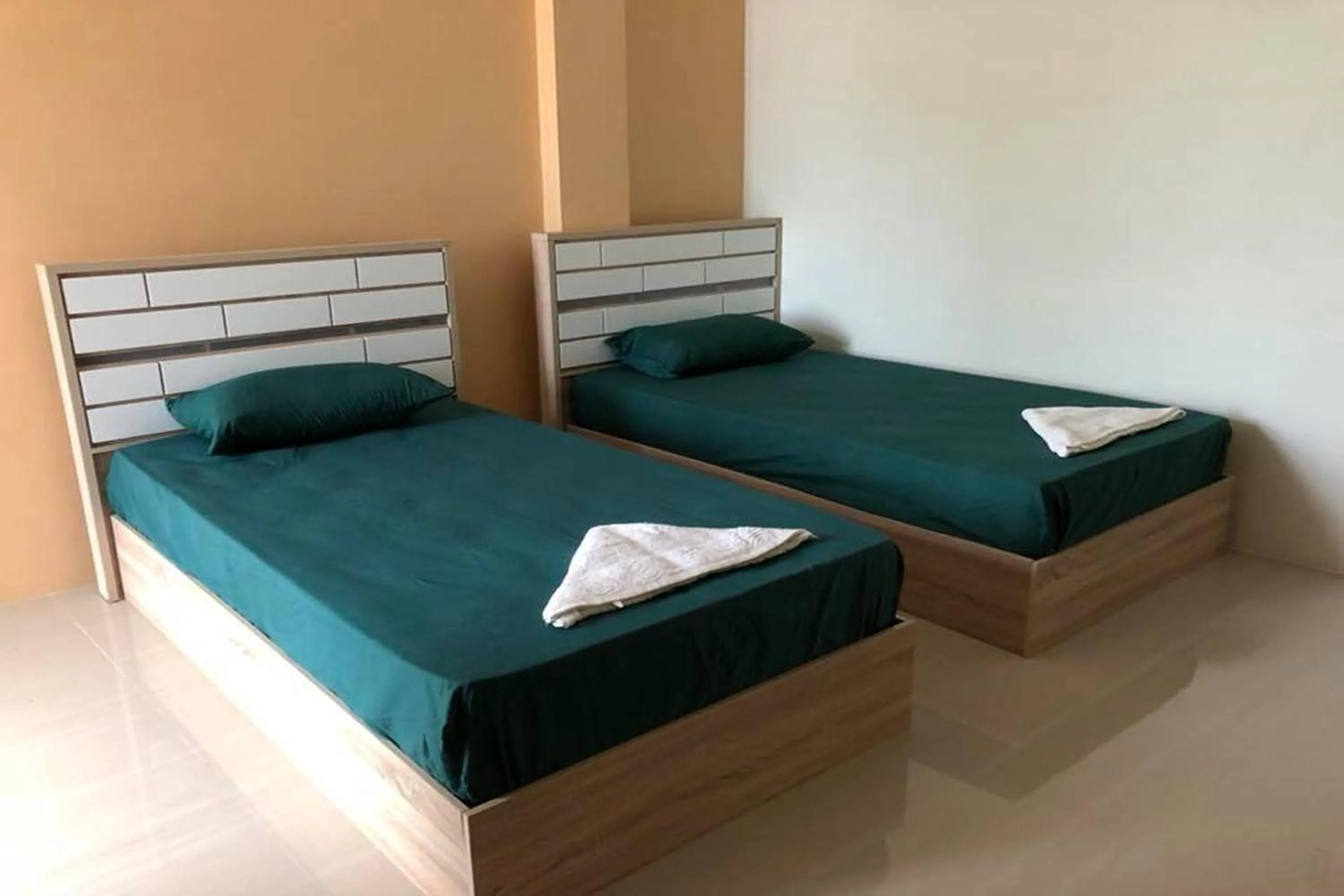 Bed in The Hope Apartment