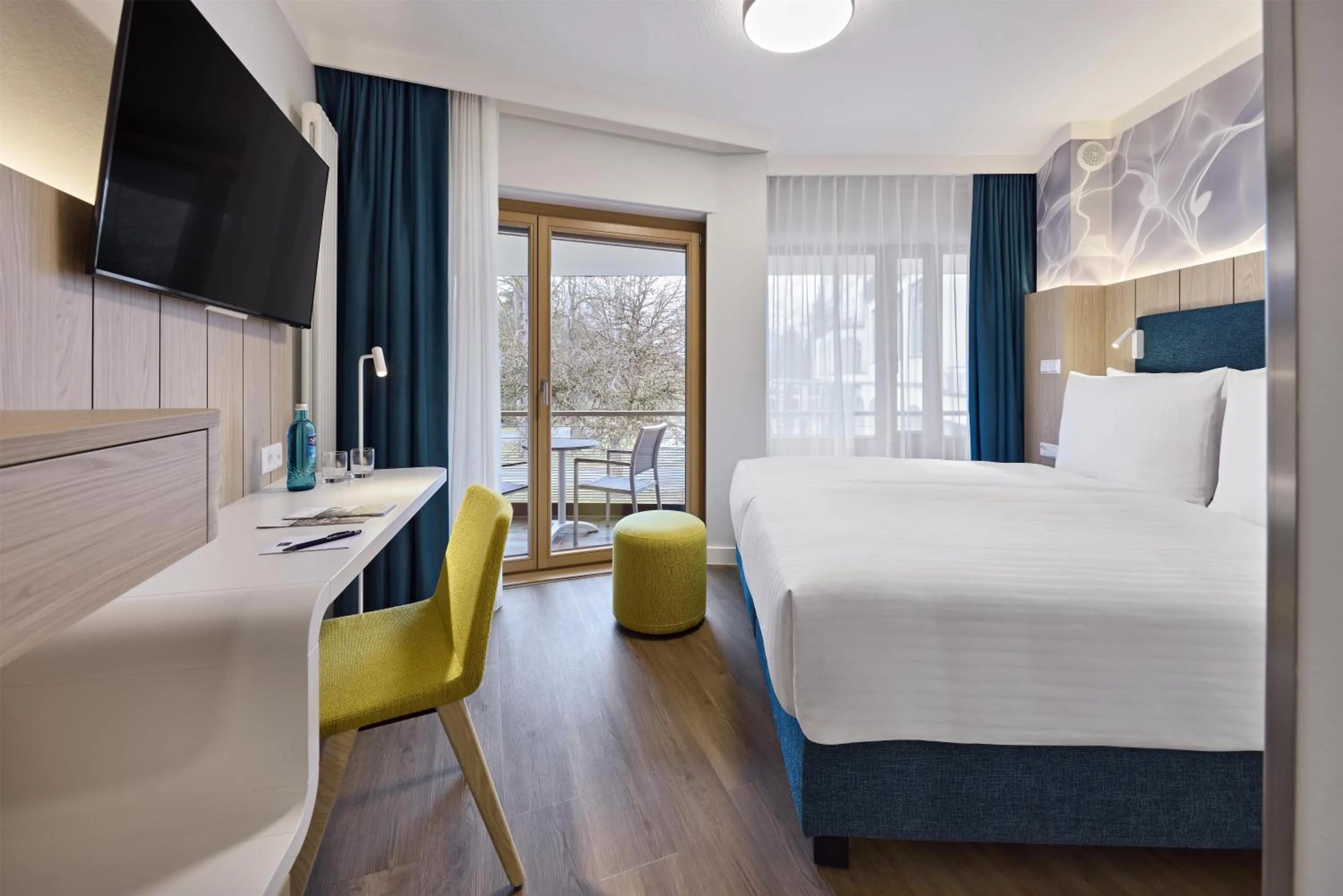 Bedroom, Bed in Dorint Parkhotel Jordanbad