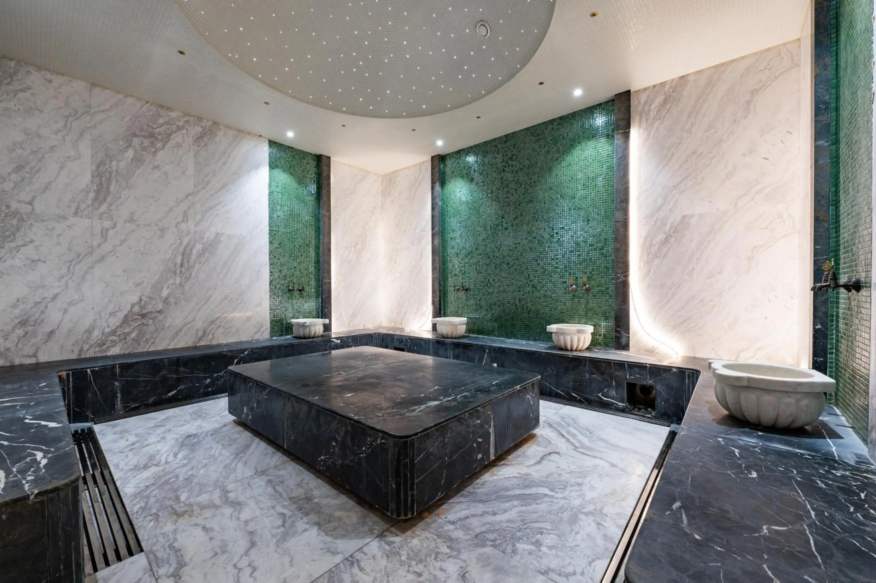 Steam room in Wyndham Garden Burabay