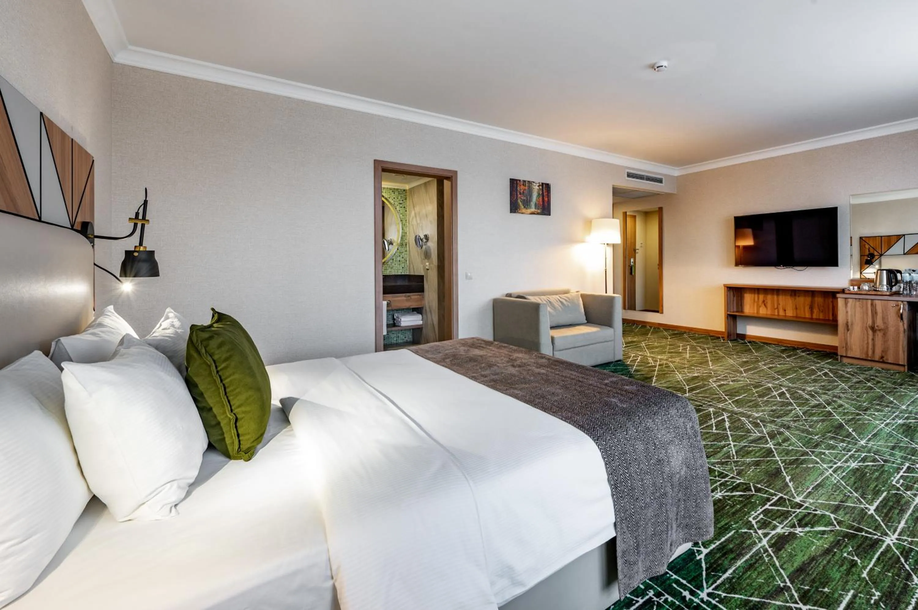 Photo of the whole room, Bed in Wyndham Garden Burabay