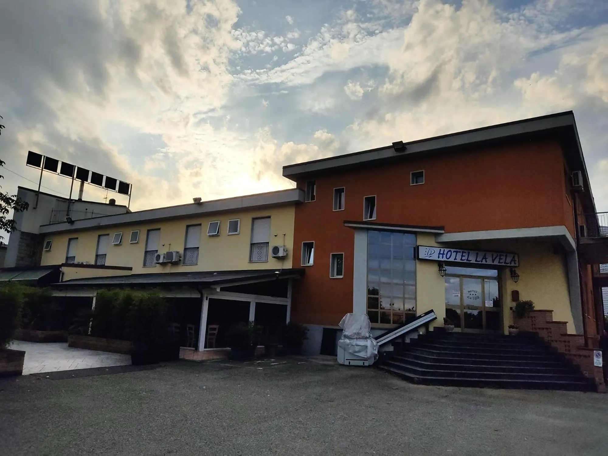 Property building in Hotel La Vela