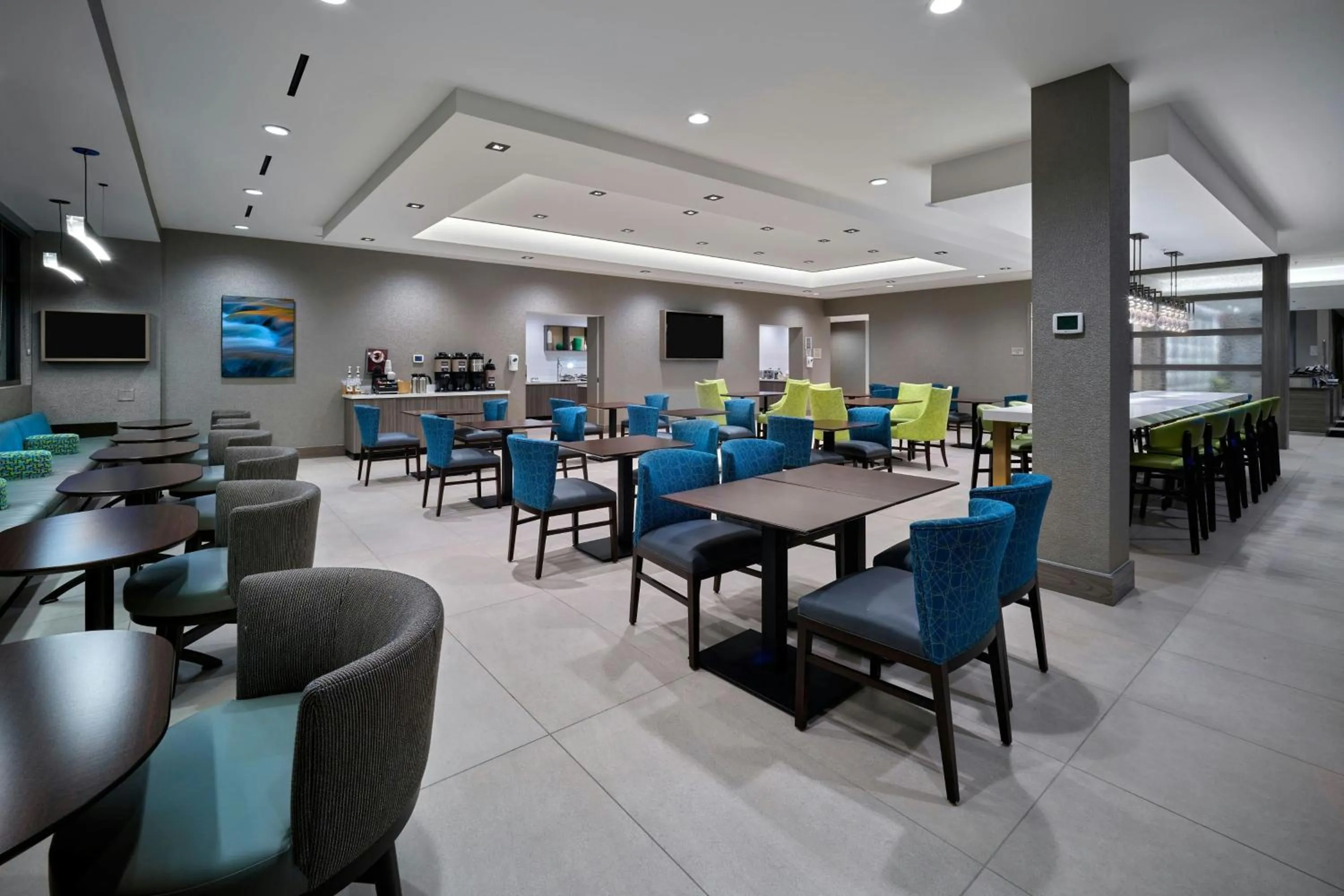 Breakfast in SpringHill Suites By Marriott Wrentham Plainville