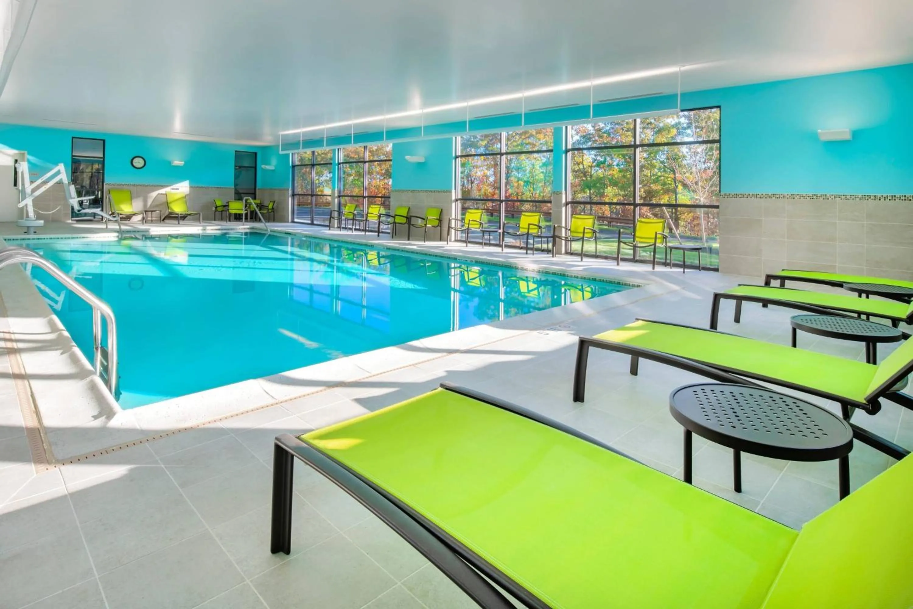 Swimming pool in SpringHill Suites By Marriott Wrentham Plainville