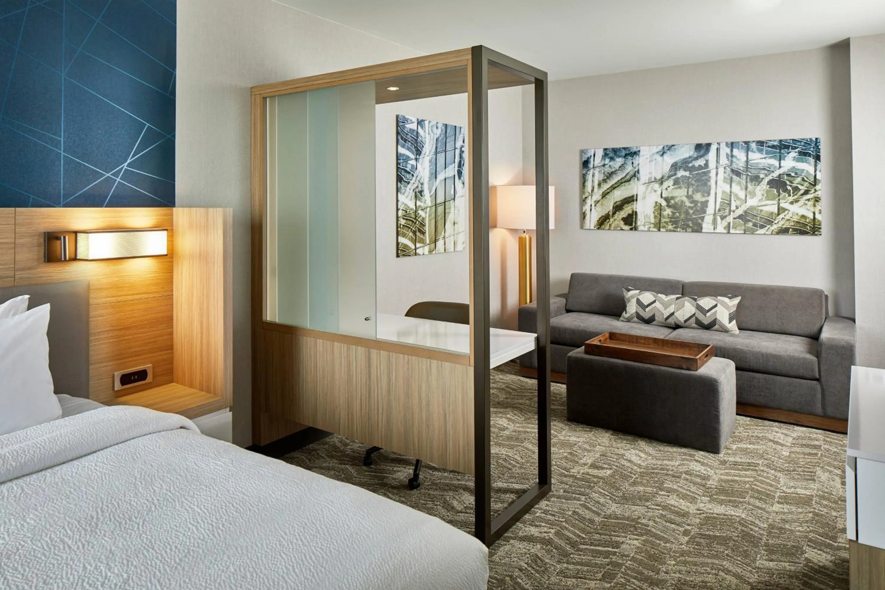 Photo of the whole room, Bed in SpringHill Suites by Marriott Columbus Dublin