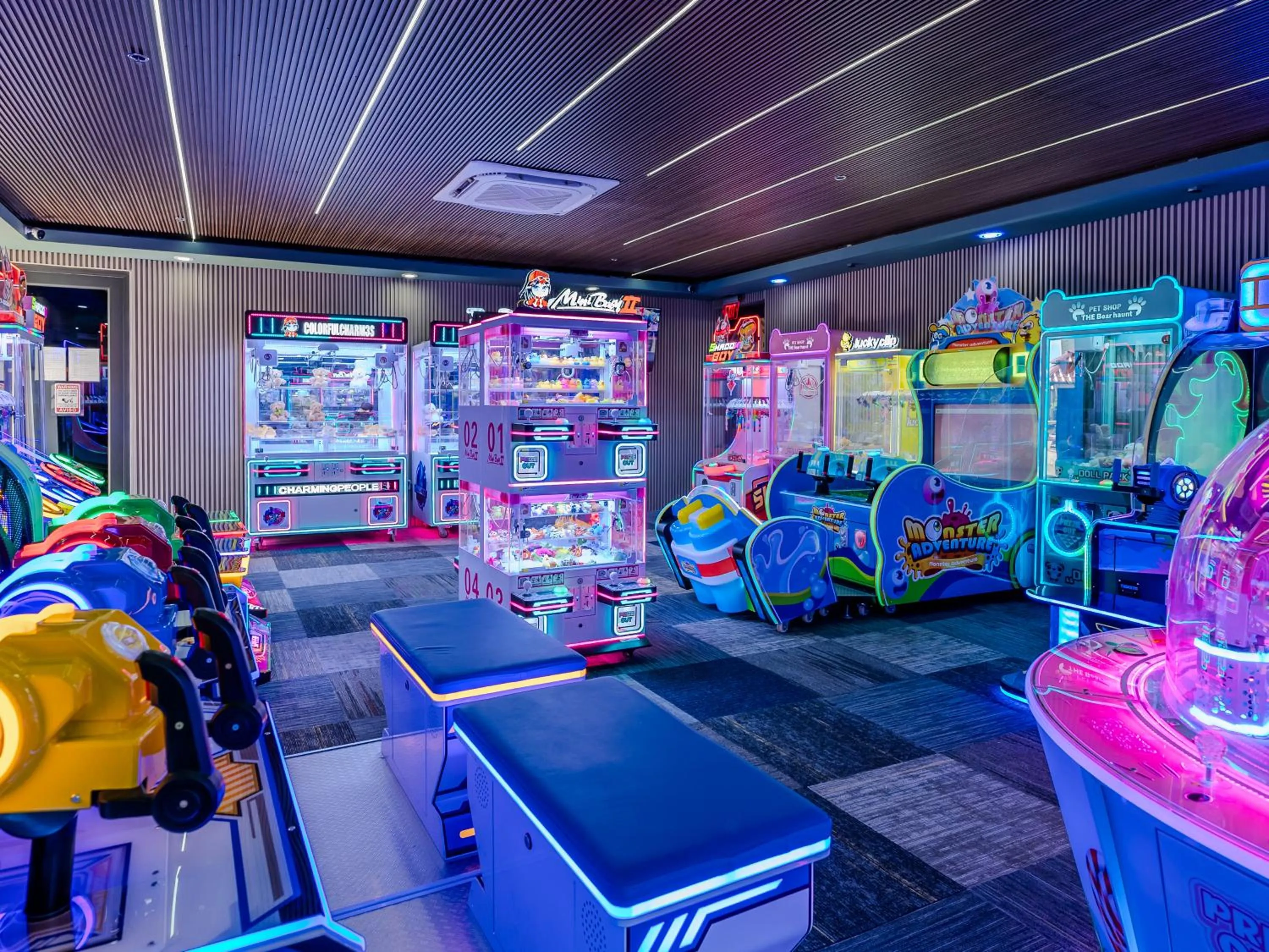 Game Room in Aloft Ponce Hotel & Casino