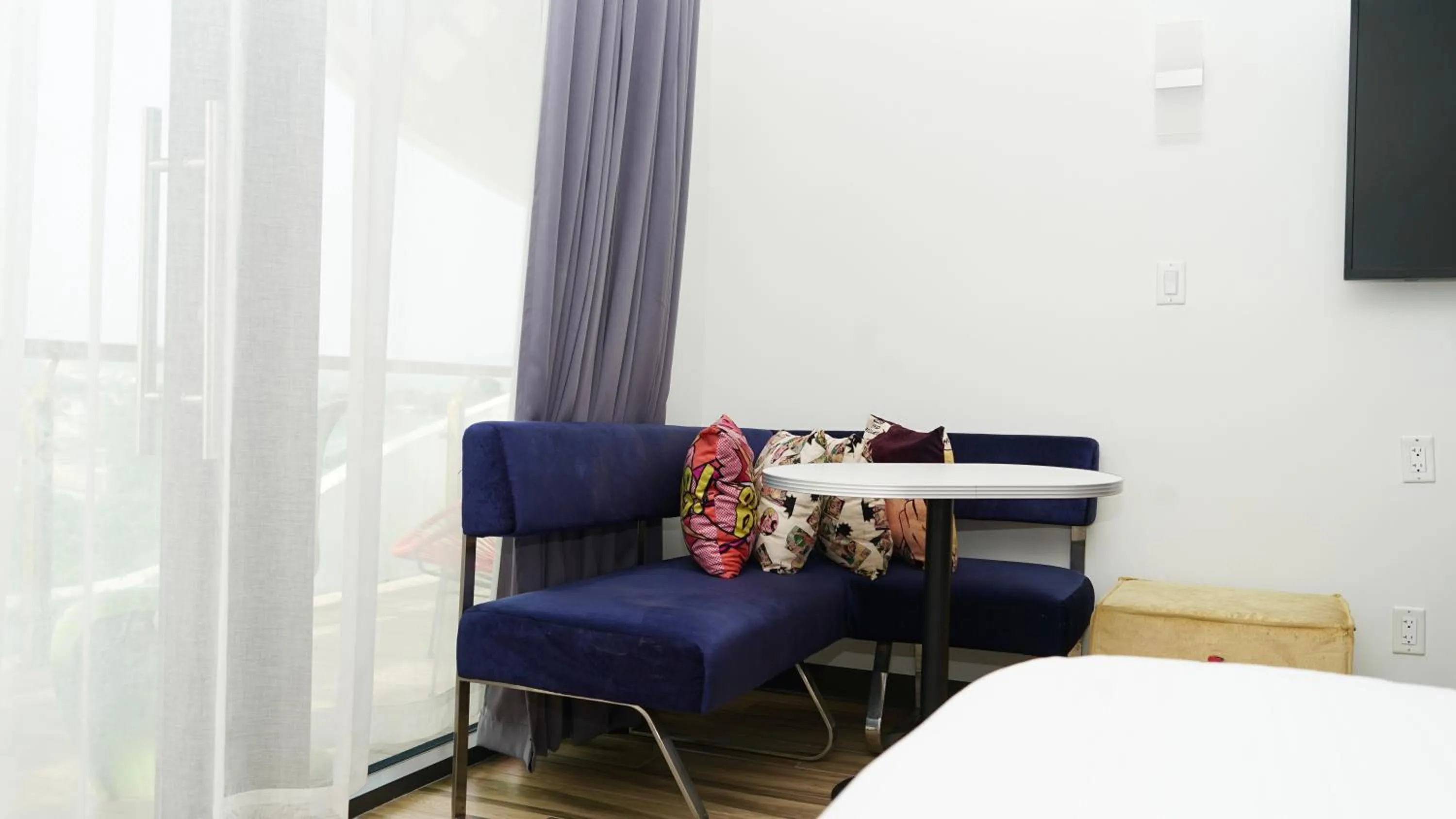 Balcony/Terrace, Bed in Aloft Ponce Hotel & Casino