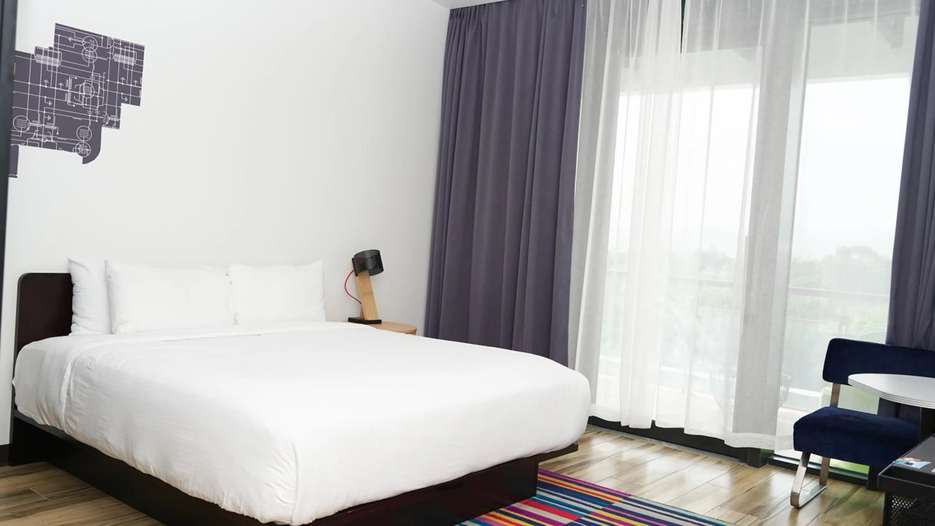 Bed in Aloft Ponce Hotel & Casino