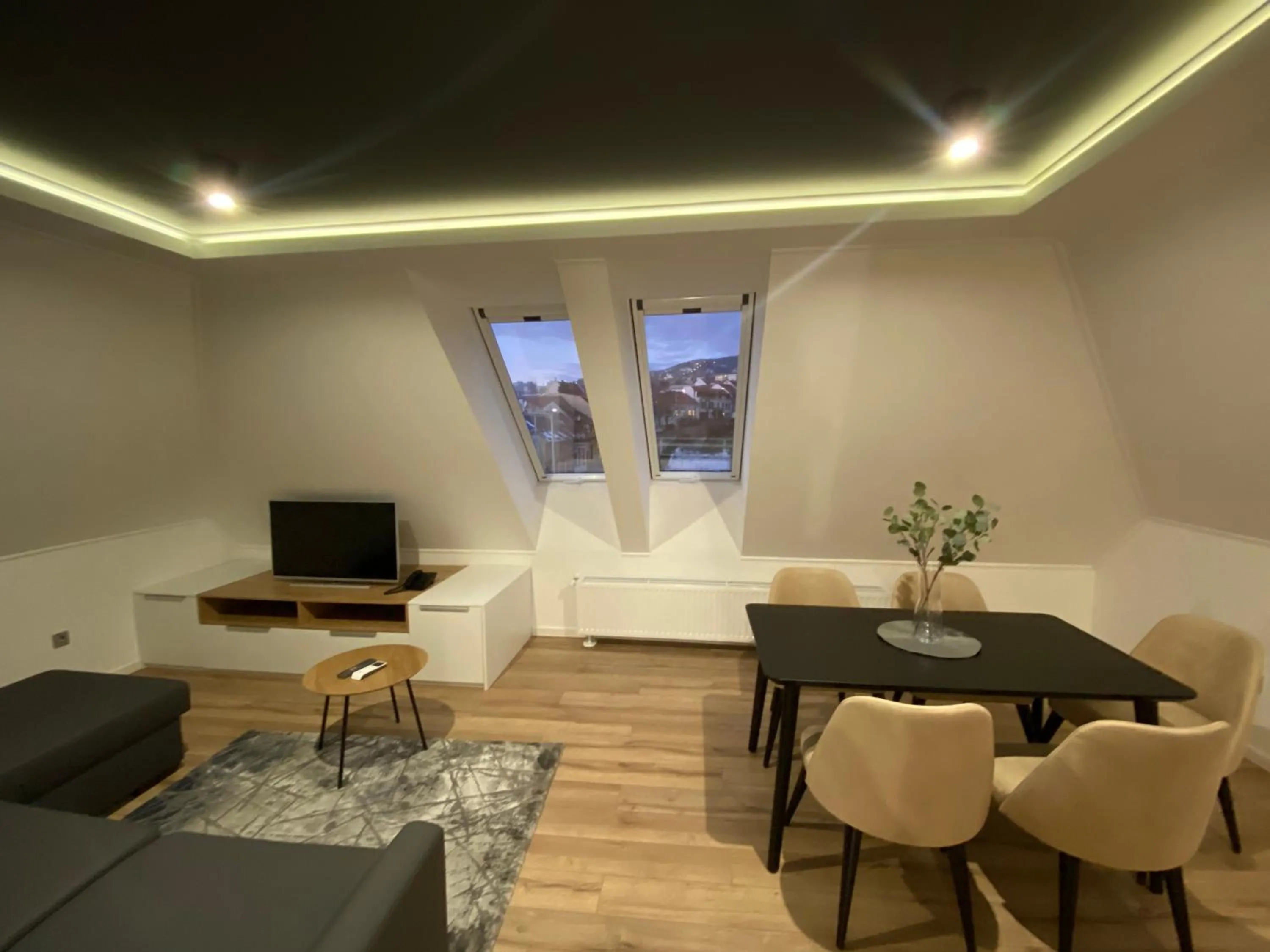 TV and multimedia in Minaret Residence & Relax Pécs