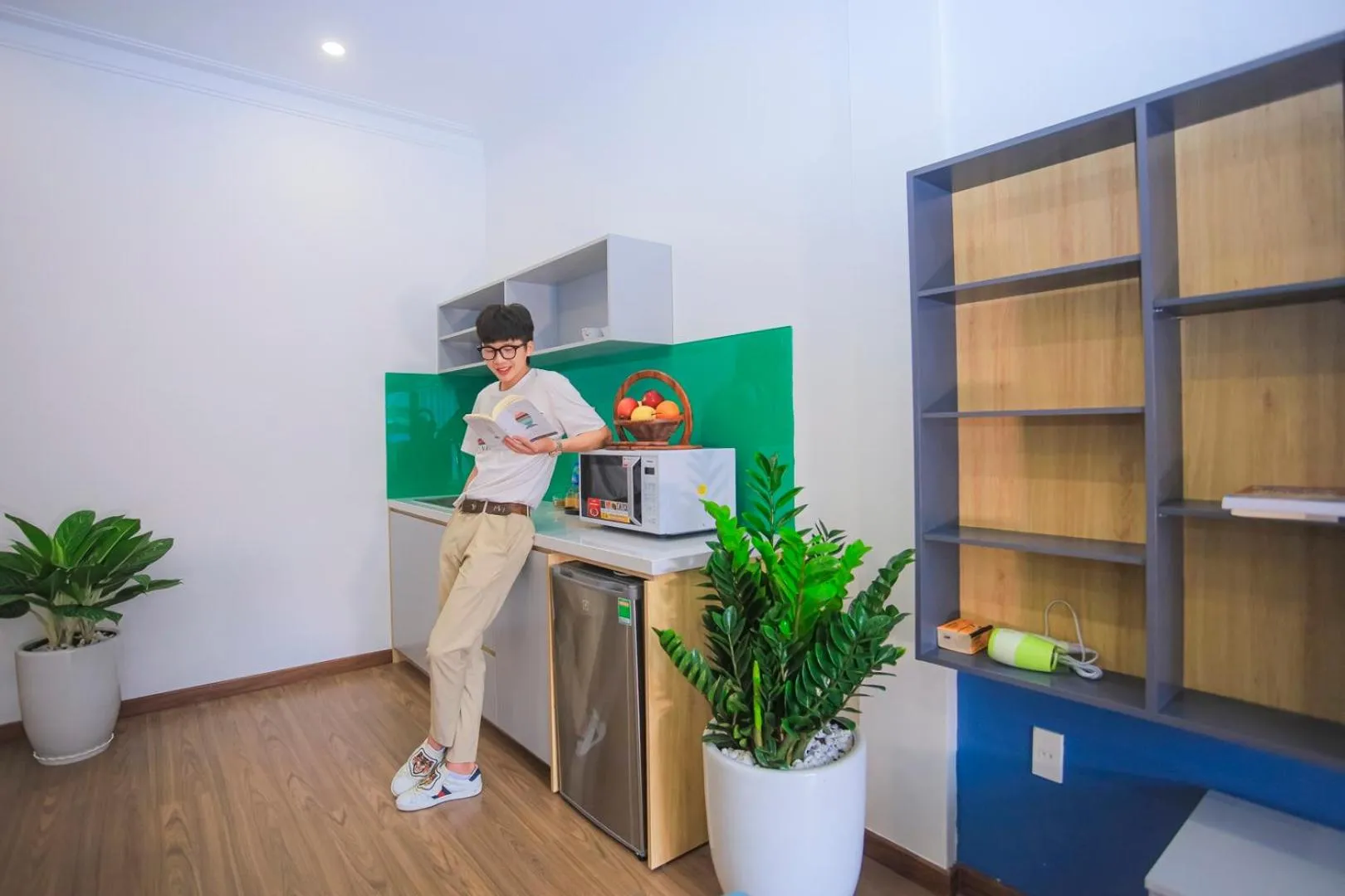 Area and facilities in The Lush House