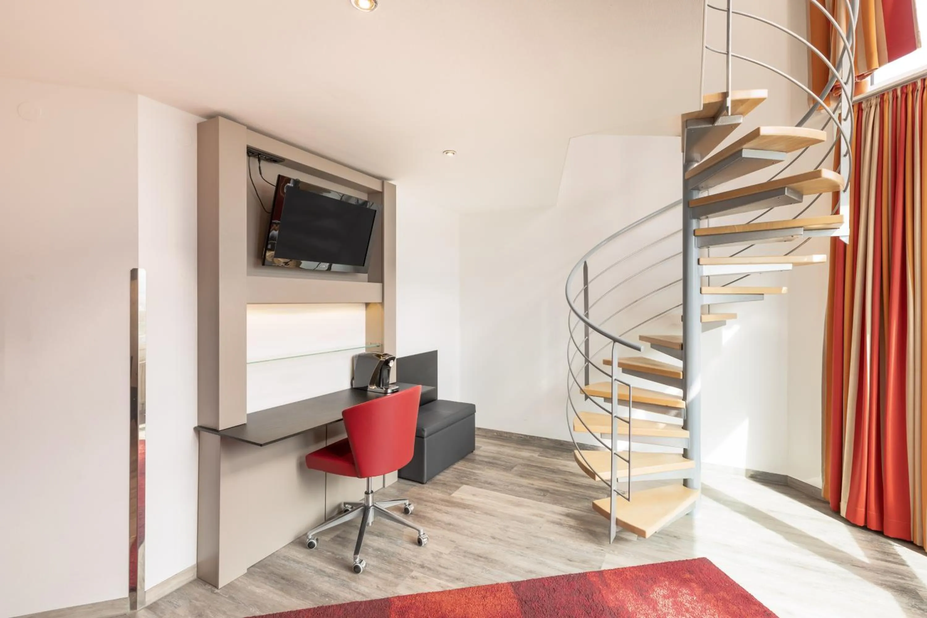 TV and multimedia in Select Hotel A1 Bremen-Stuhr