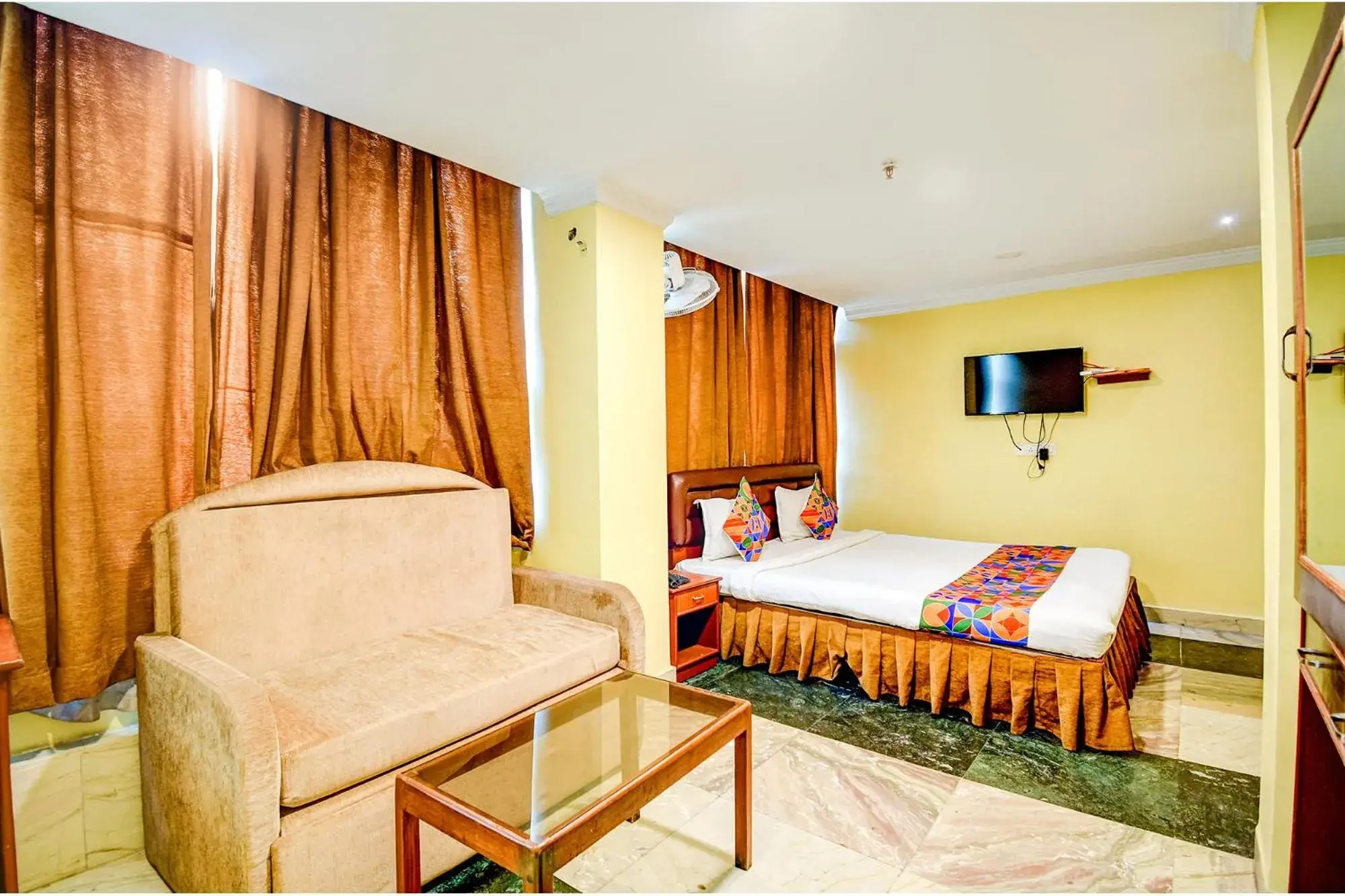 Superior Double Room - single occupancy in FabHotel Raj Darbar Superior Double Room - single occupancy in FabHotel Raj Darbar