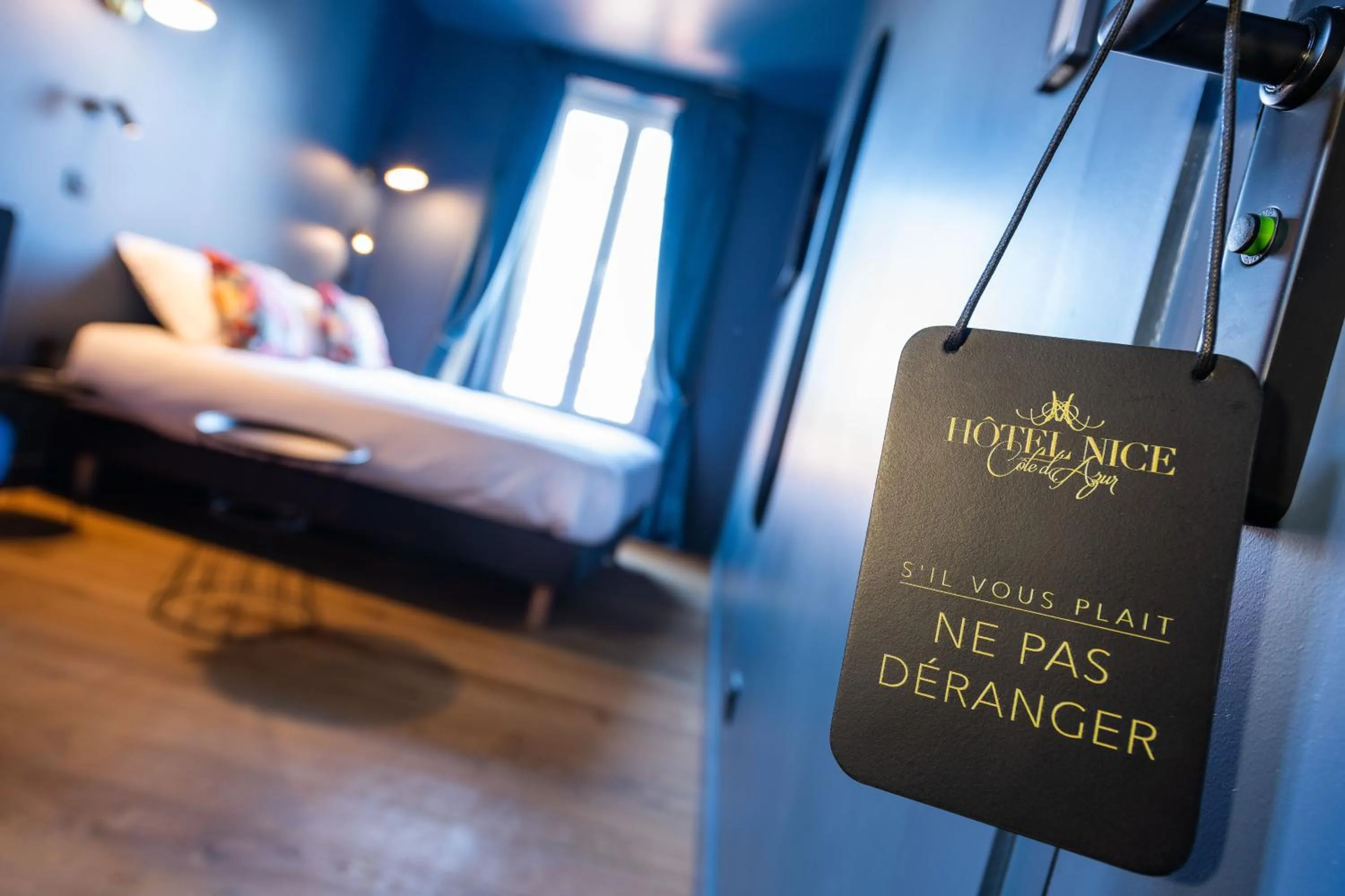 Property building, Bed in Boutique Hotel Nice Côte d'azur