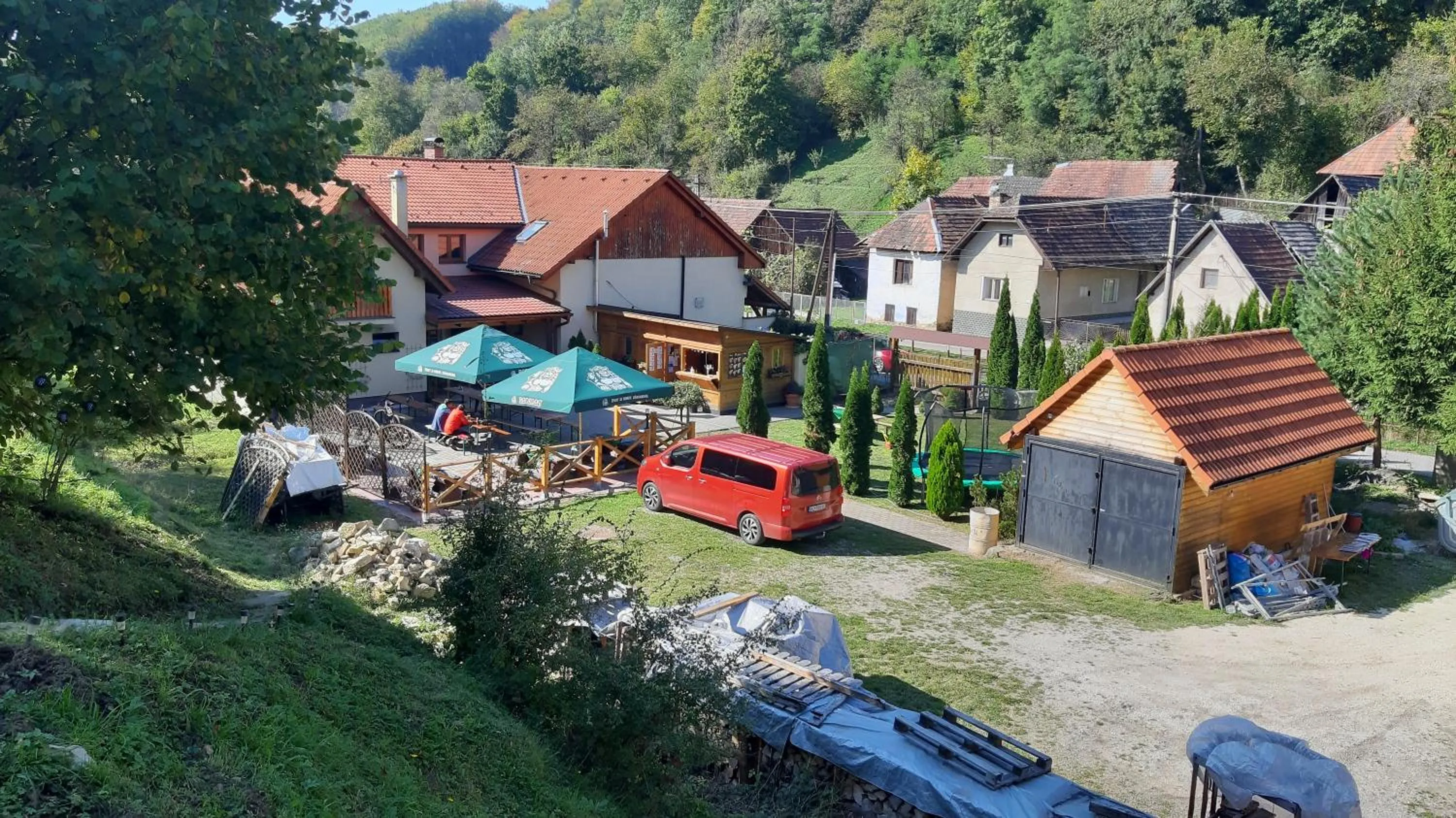 Patio in Penzión pri studničke Omastiná