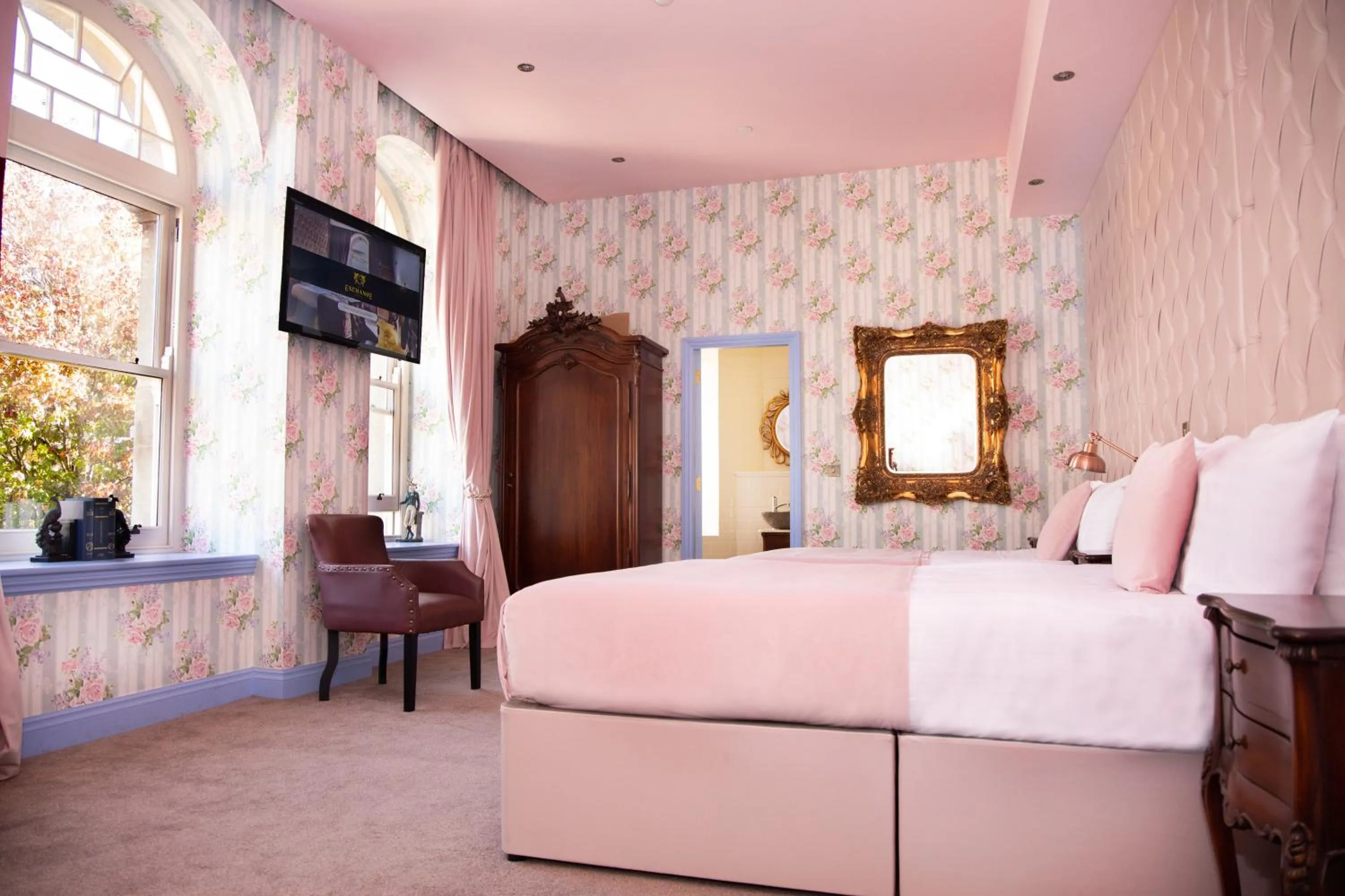 TV and multimedia, Bed in The Coal Exchange Hotel