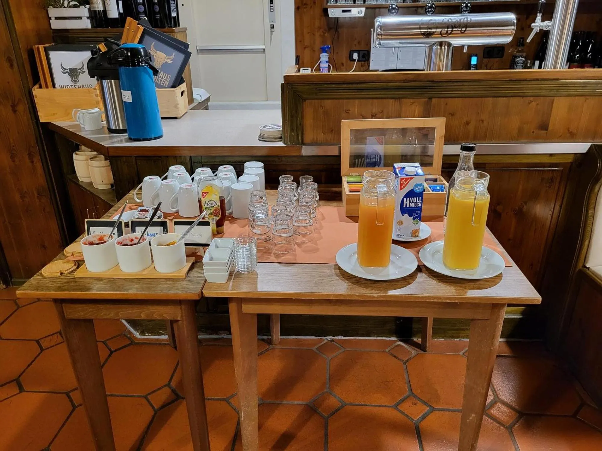 Breakfast in Historik Hotel Ochsen