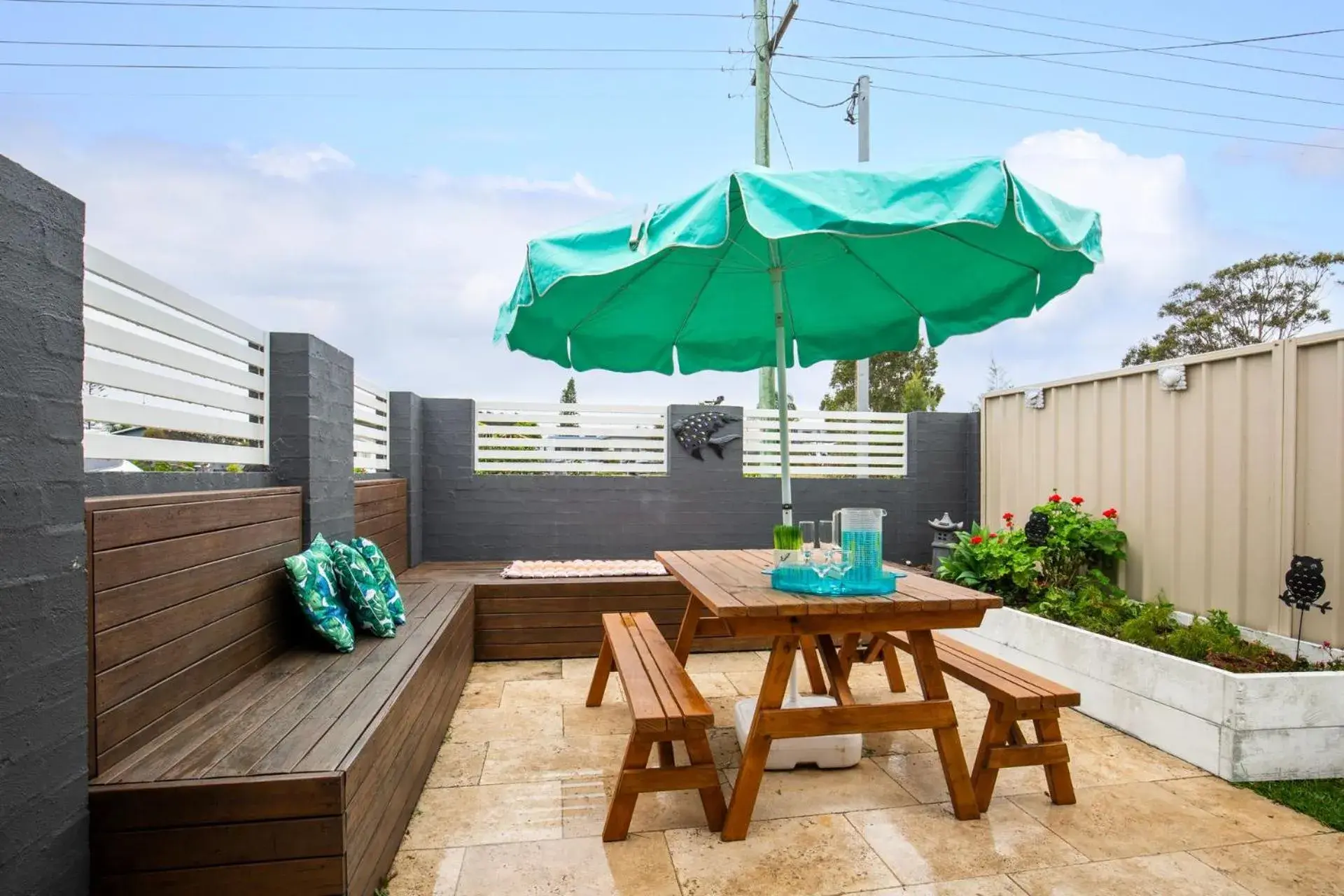 Vacation Home - single occupancy in Villa Zelma I Pet Friendly I 4 Min Walk to Beach Vacation Home - single occupancy in Villa Zelma I Pet Friendly I 4 Min Walk to Beach
