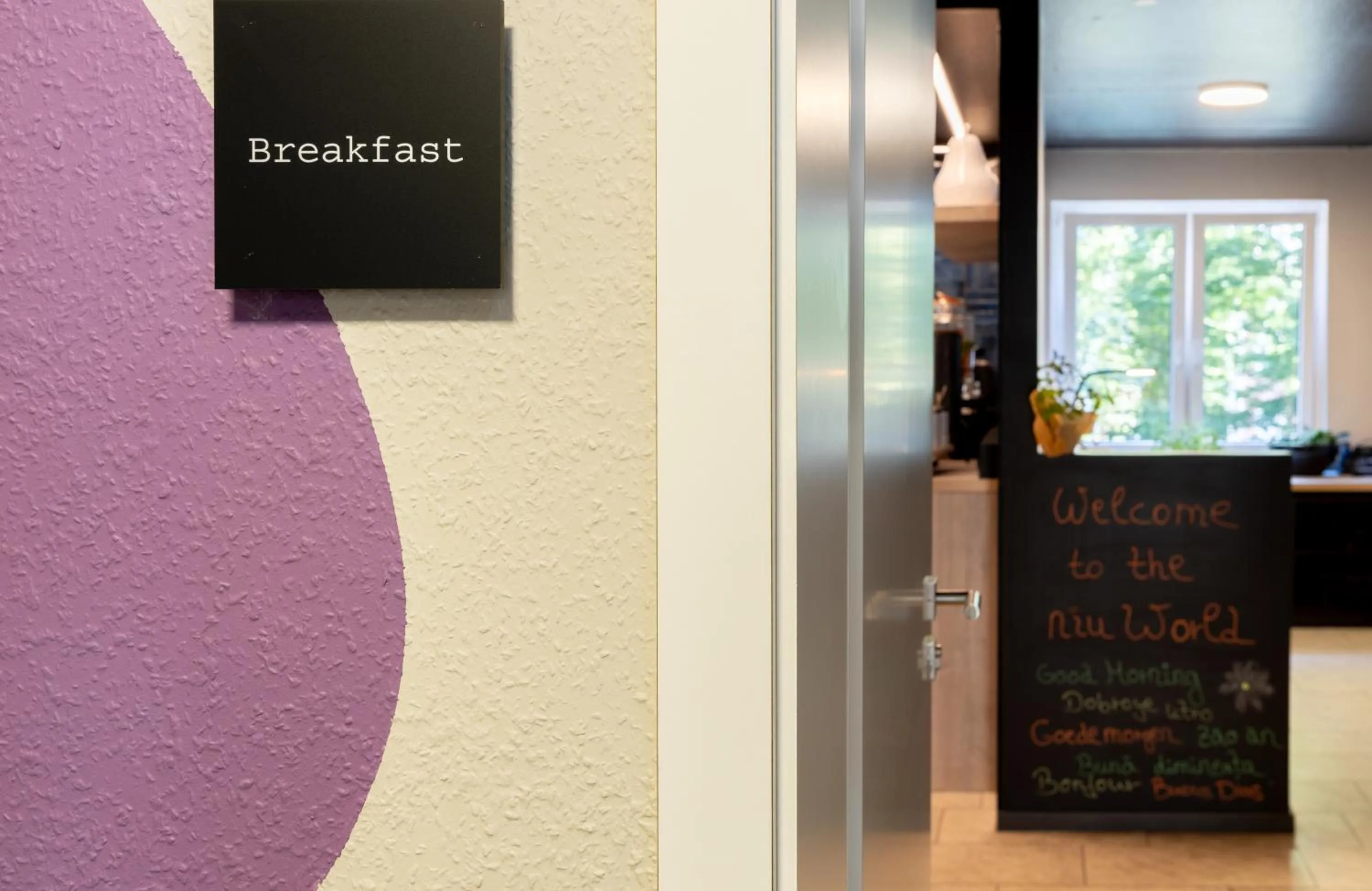 Buffet breakfast in Select Hotel Crown Moenchengladbach