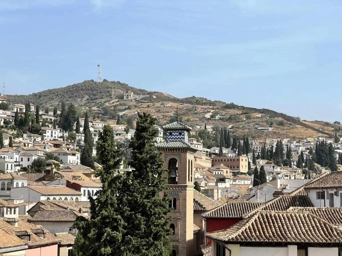 Nearby landmark in Hostal Viena Plaza Nueva