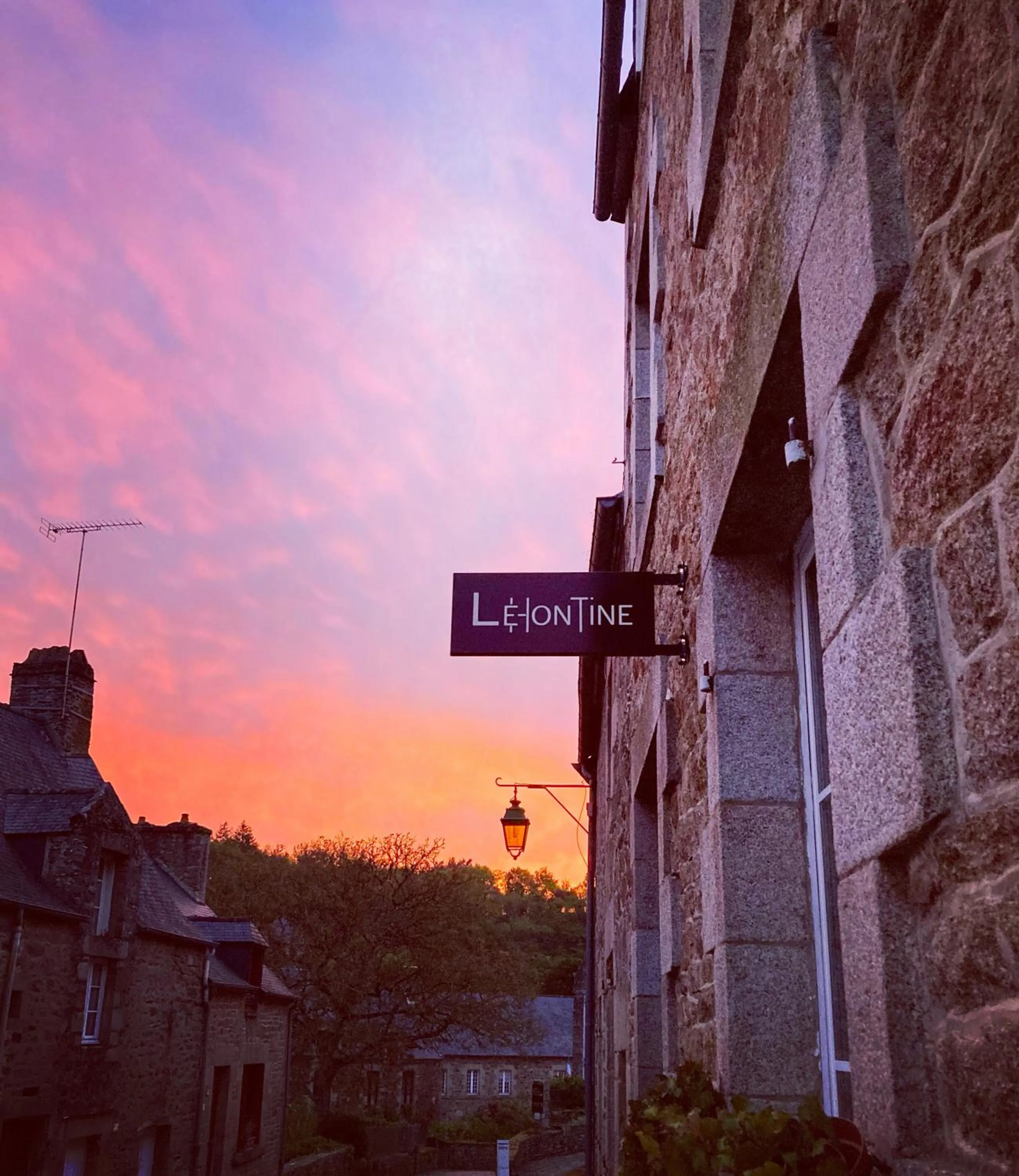 Property building in Léhontine