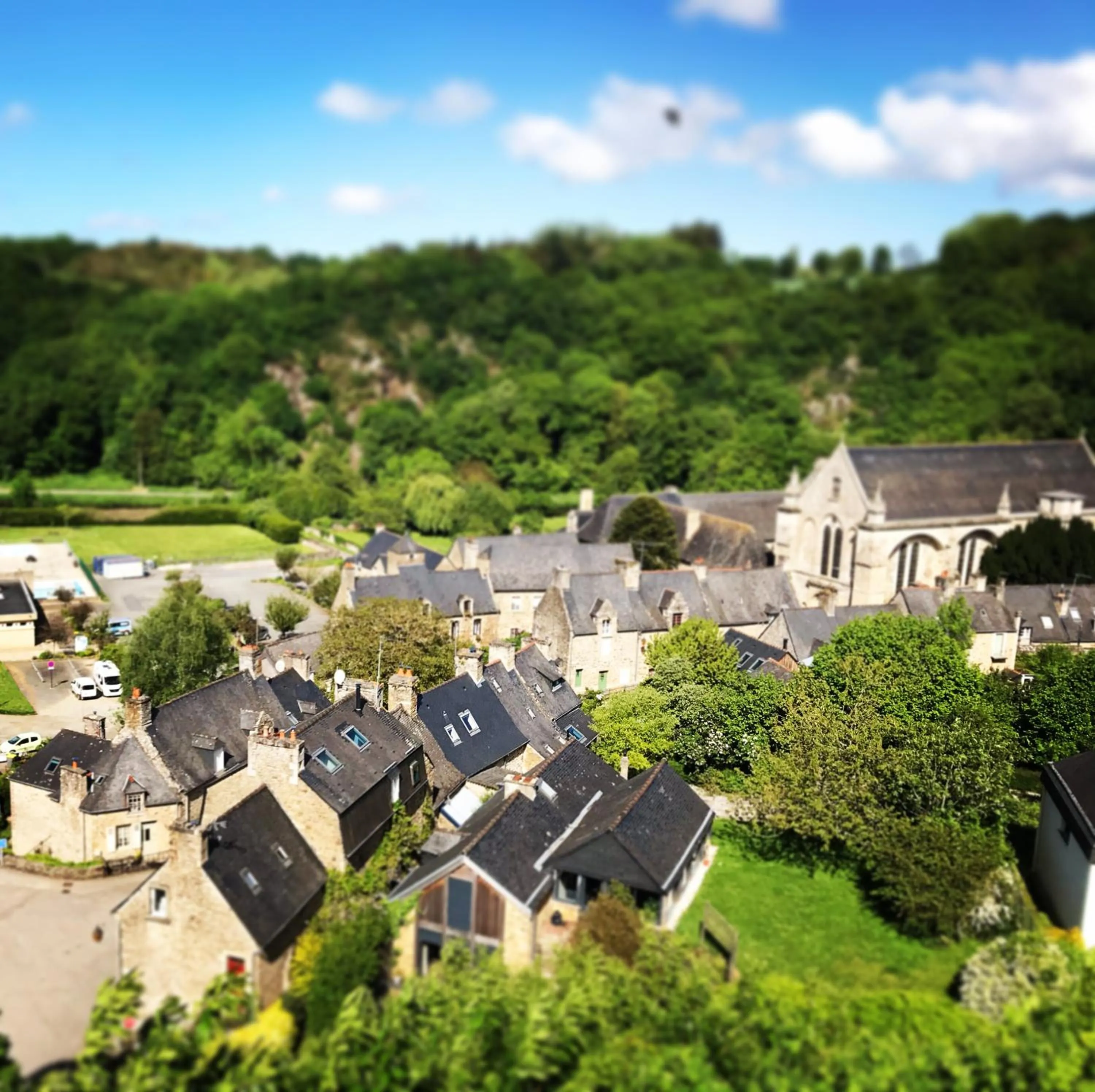Bird's eye view in Léhontine