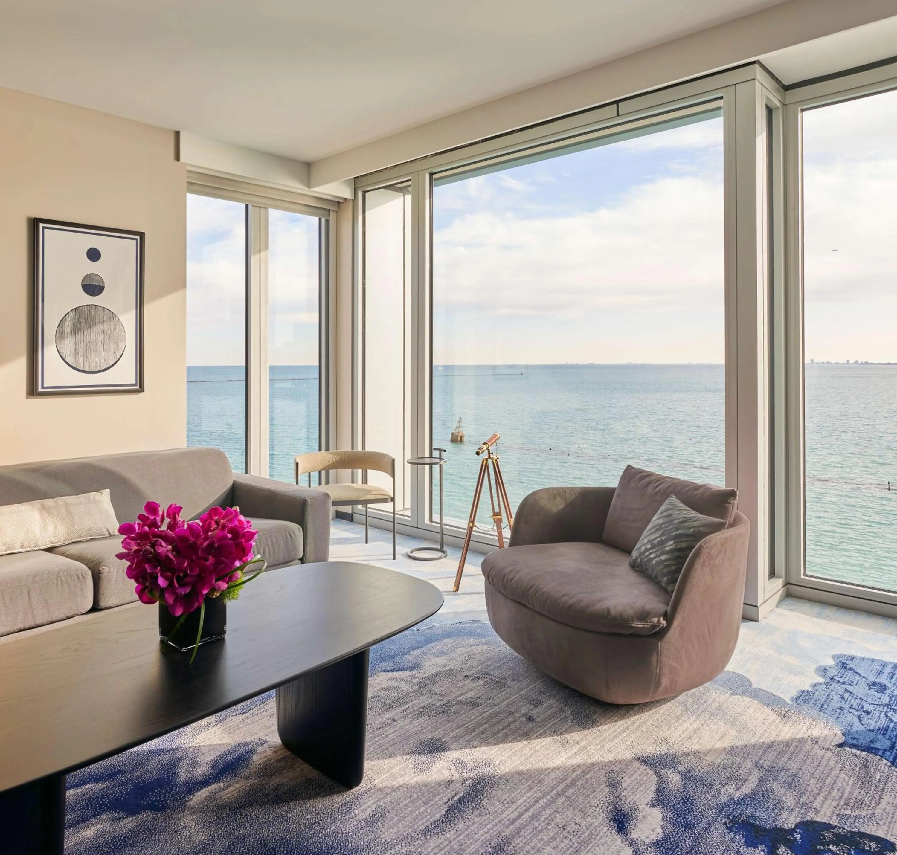 Living room in Sable At Navy Pier Chicago, Curio Collection By Hilton