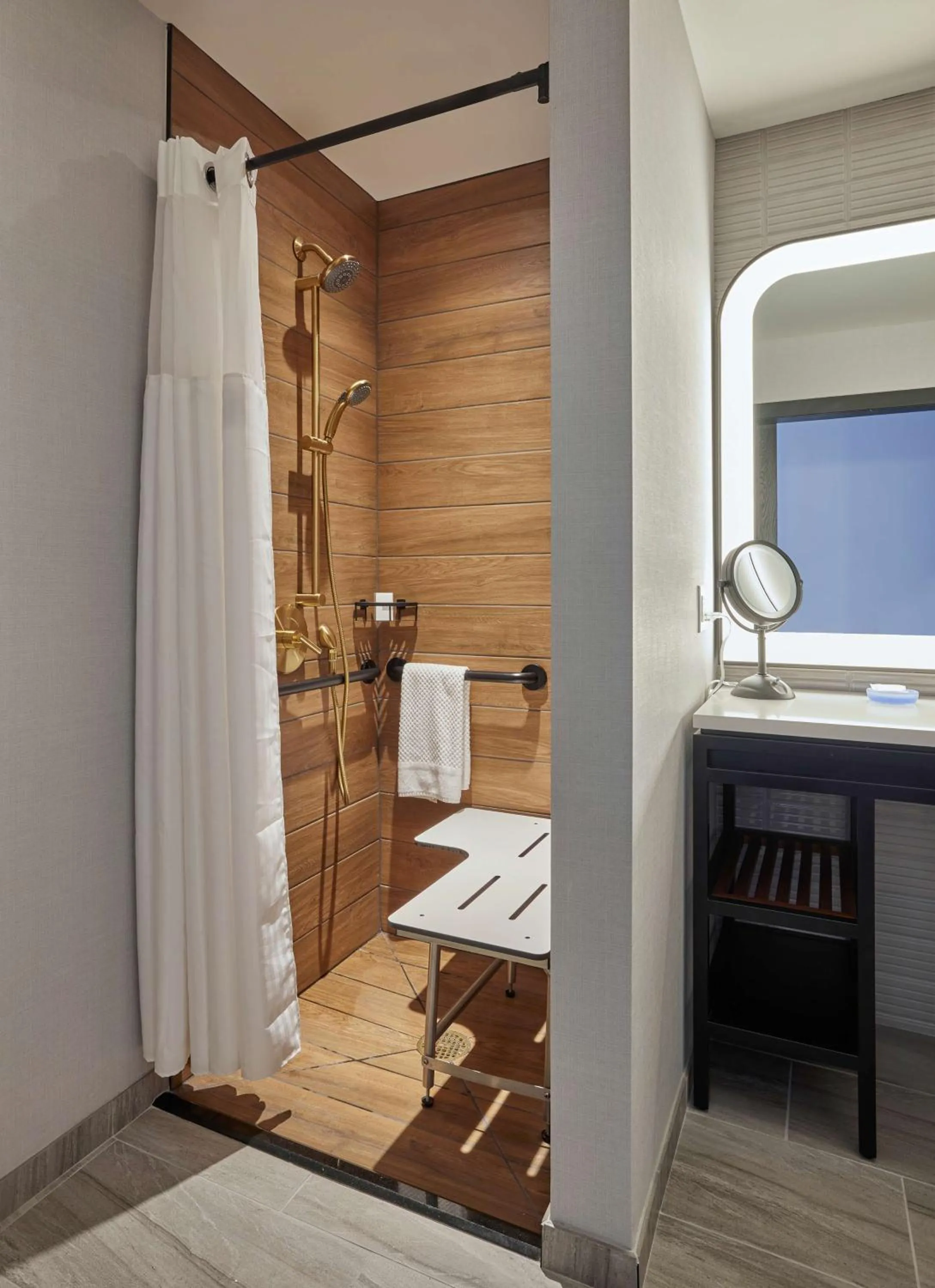 Bathroom in Sable At Navy Pier Chicago, Curio Collection By Hilton