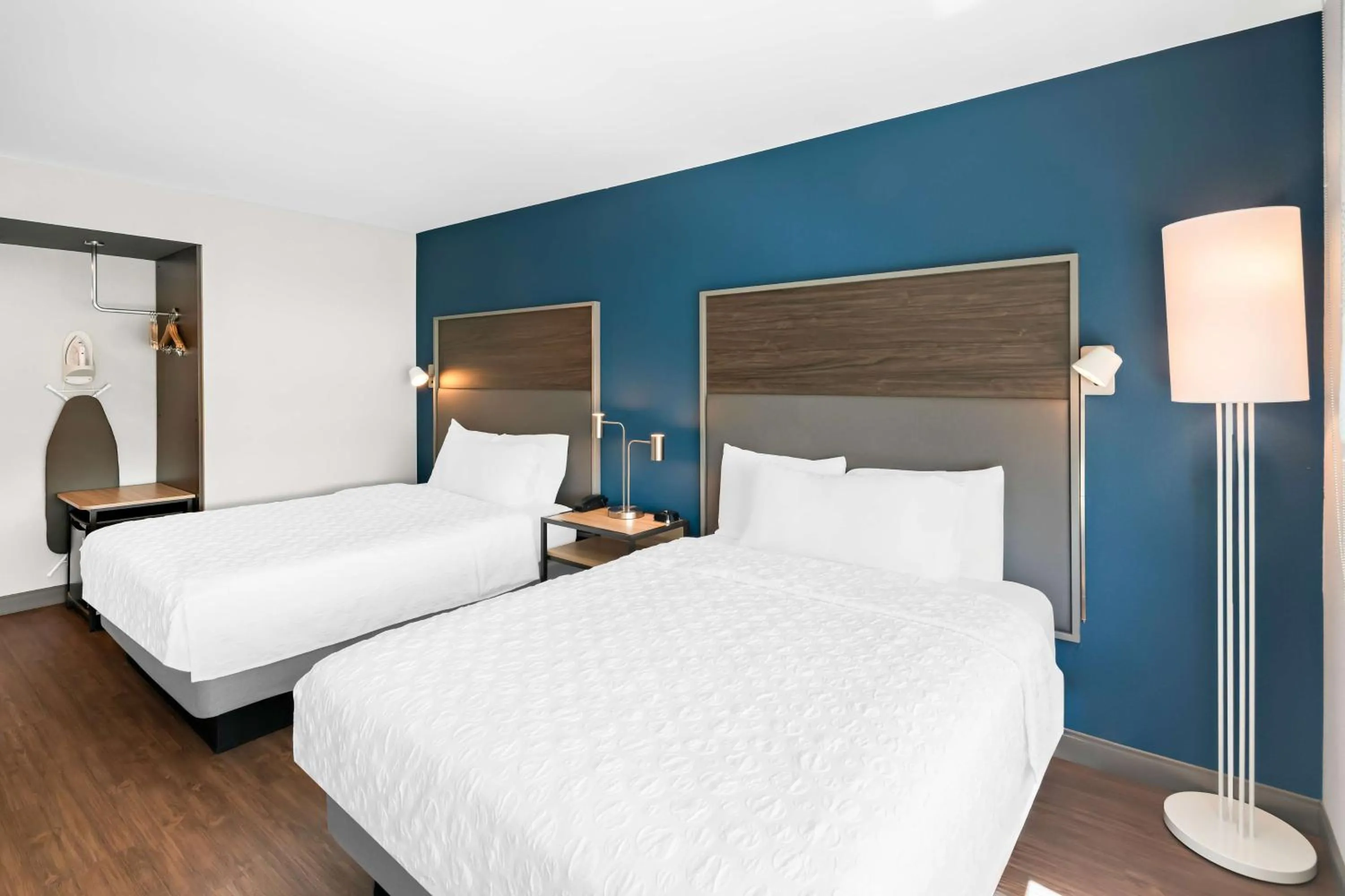 Bed in Tru By Hilton Spokane Valley, Wa